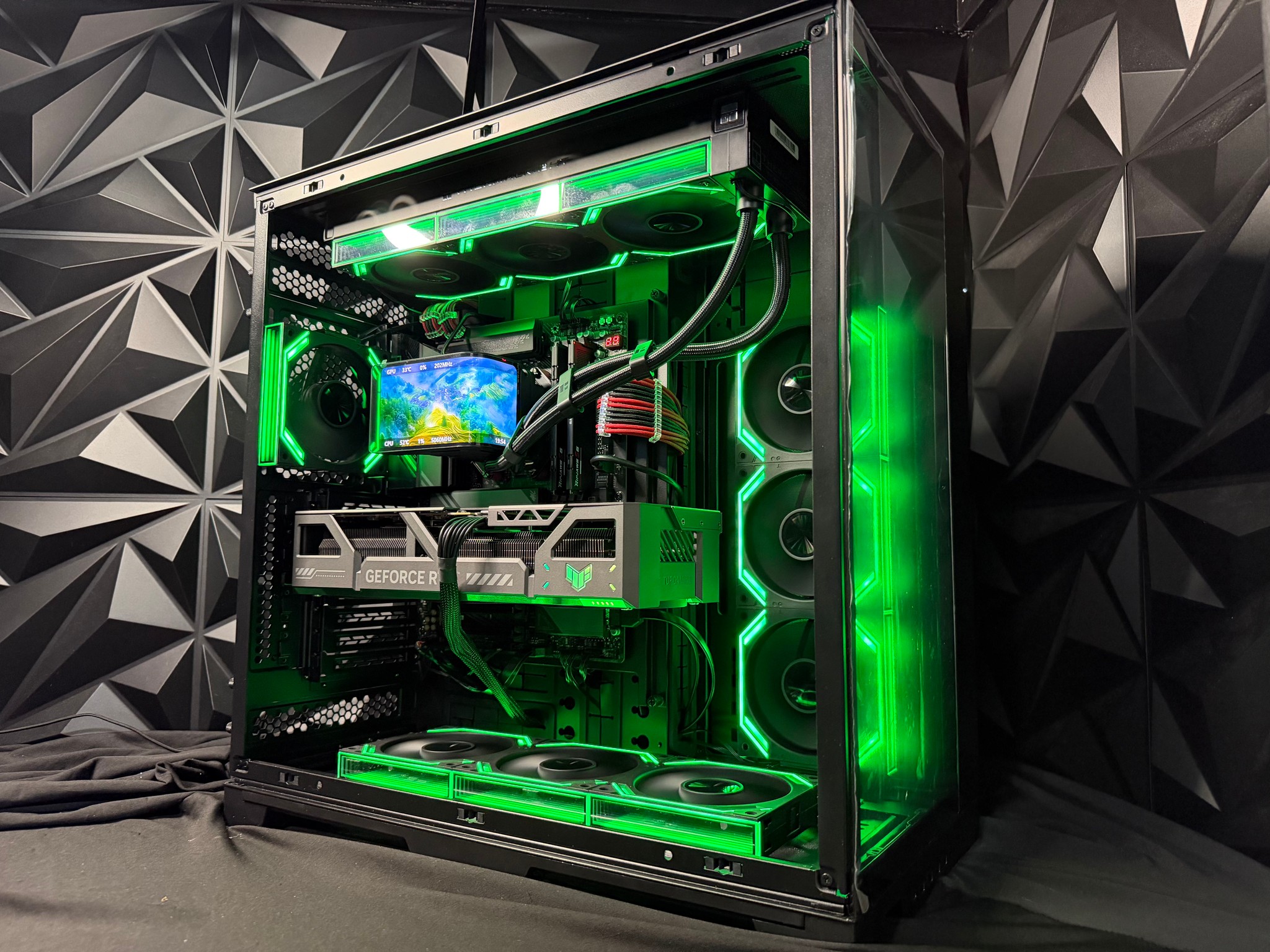 🔥🟥 REDLINE APEX 🟥🔥 Ryzen 9 9950X| RTX 5080| 64 GB DDR5| 6 TB NVMe| 1250W PSU