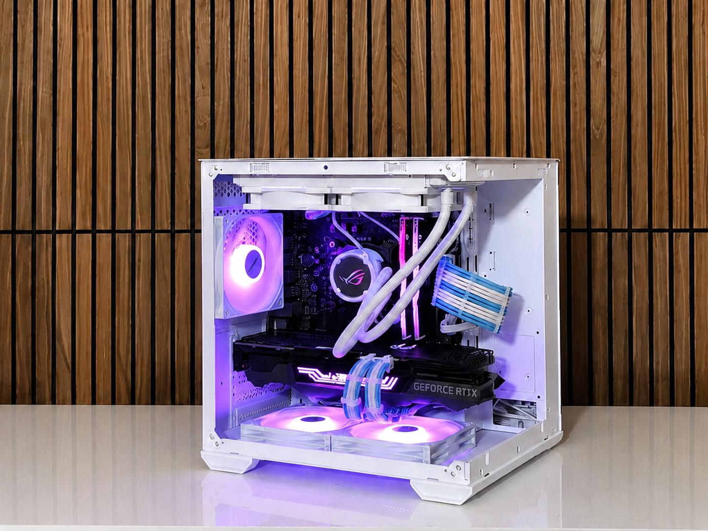 White gaming Pc | RTX 3080 10GB | 12600K | DDR4/5 |32GB RAM | 1TB | Windows 11 |