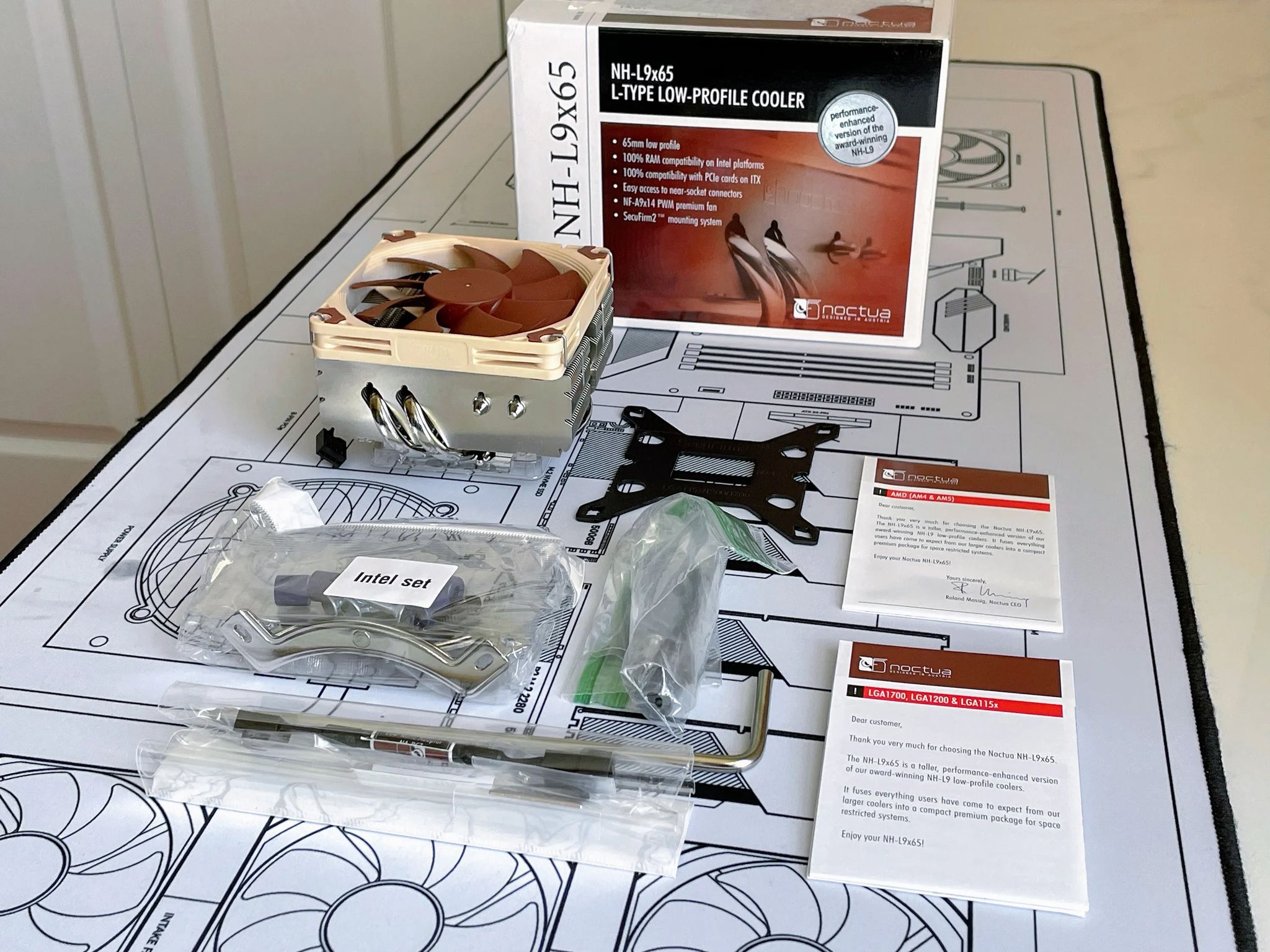 Noctua NH-L9x65 L-TYPE LOW-PROFILE CPU COOLER - Intel and AMD