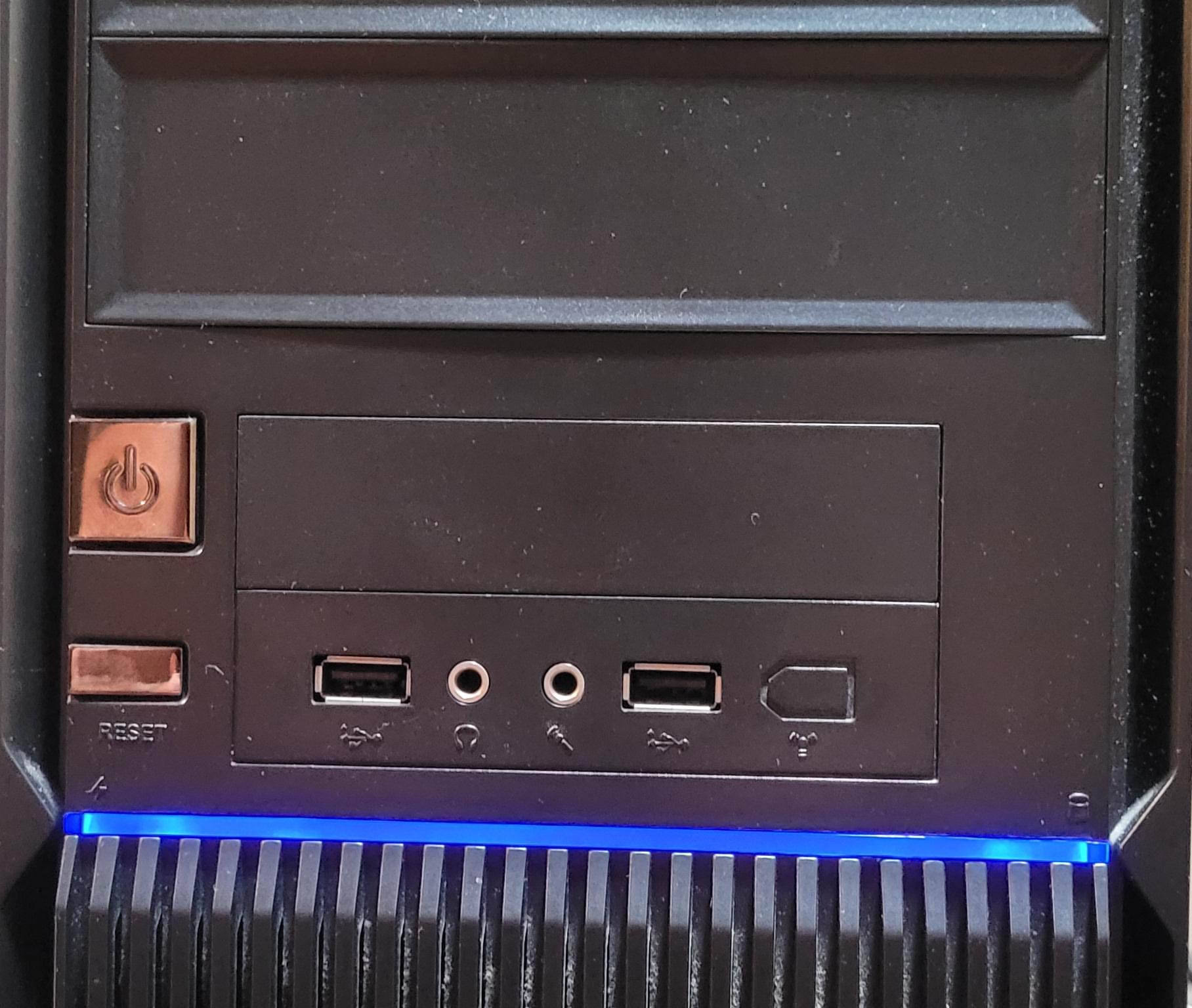 Cooler Master Elite 350 | Pentium E5700 3 GHZ | 4GB RAM | 240 GB SSD | HD 4350 | 2000s Retro Gaming