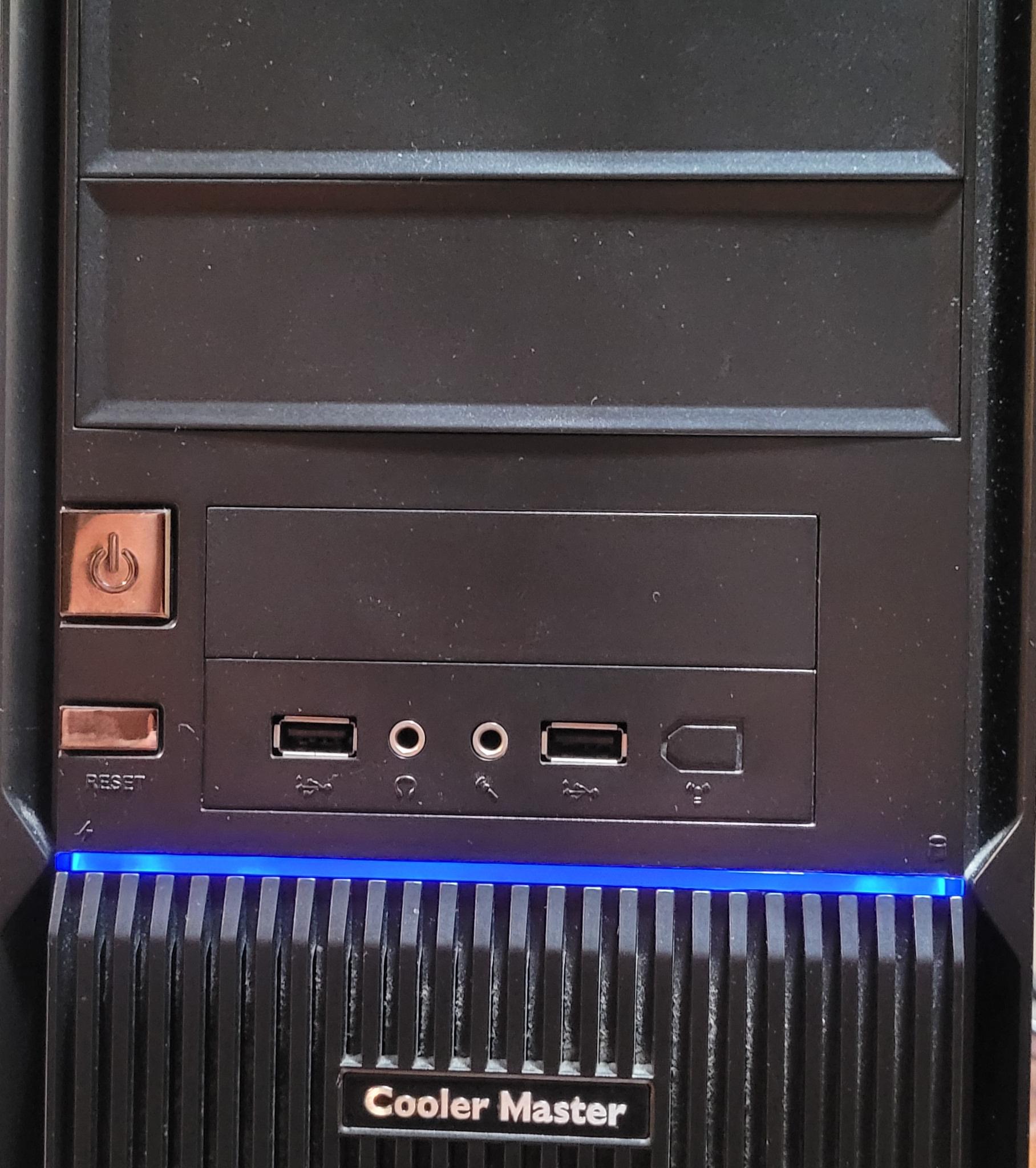 Cooler Master Elite 350 | Pentium E5700 3 GHZ | 4GB RAM | 240 GB SSD | HD 4350 | 2000s Retro Gaming