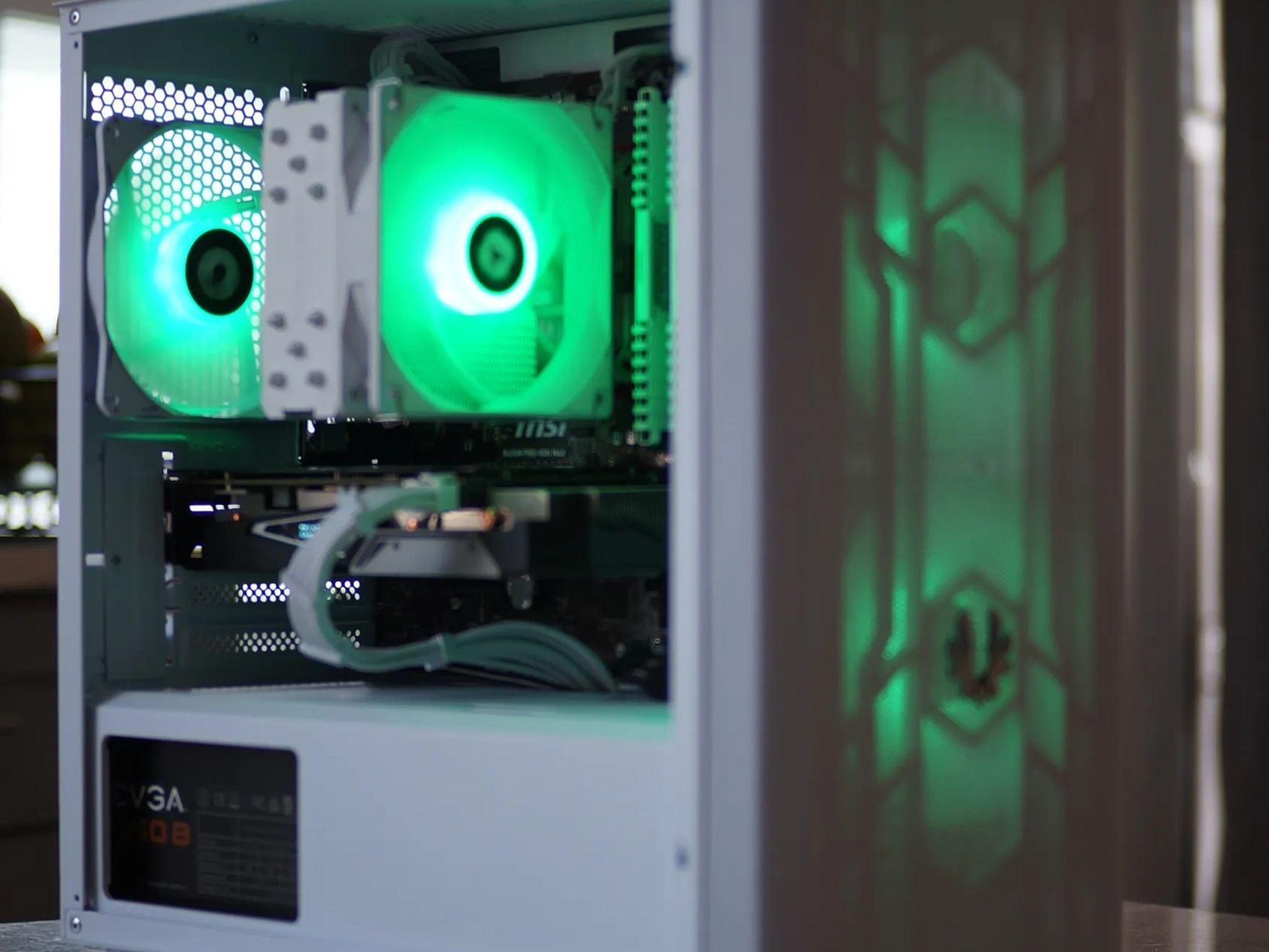 Ryzen 5 2600, RX 5500XT White Gaming/Streaming PC