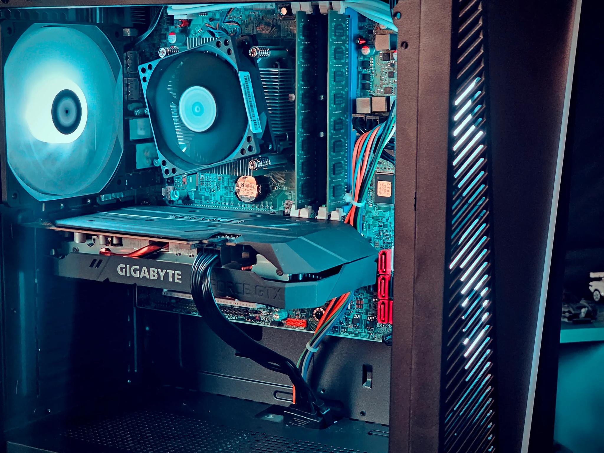 E3 1225v3 Gaming PC Computer