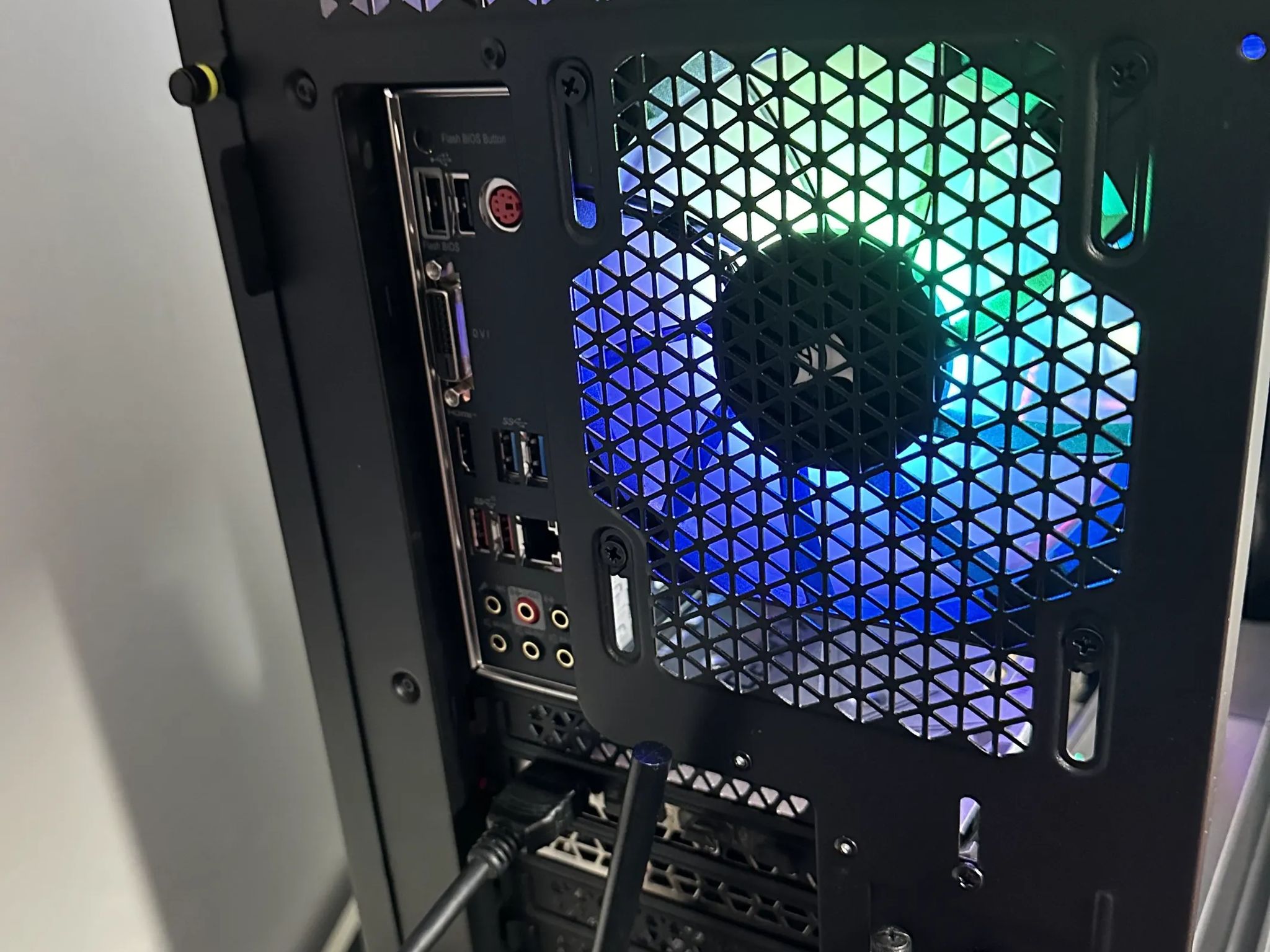 RTX 3070 Ti - Ryzen 9 3900x - 64 Gb RAM - 1 TB M.2 SSD - Custom Gaming PC