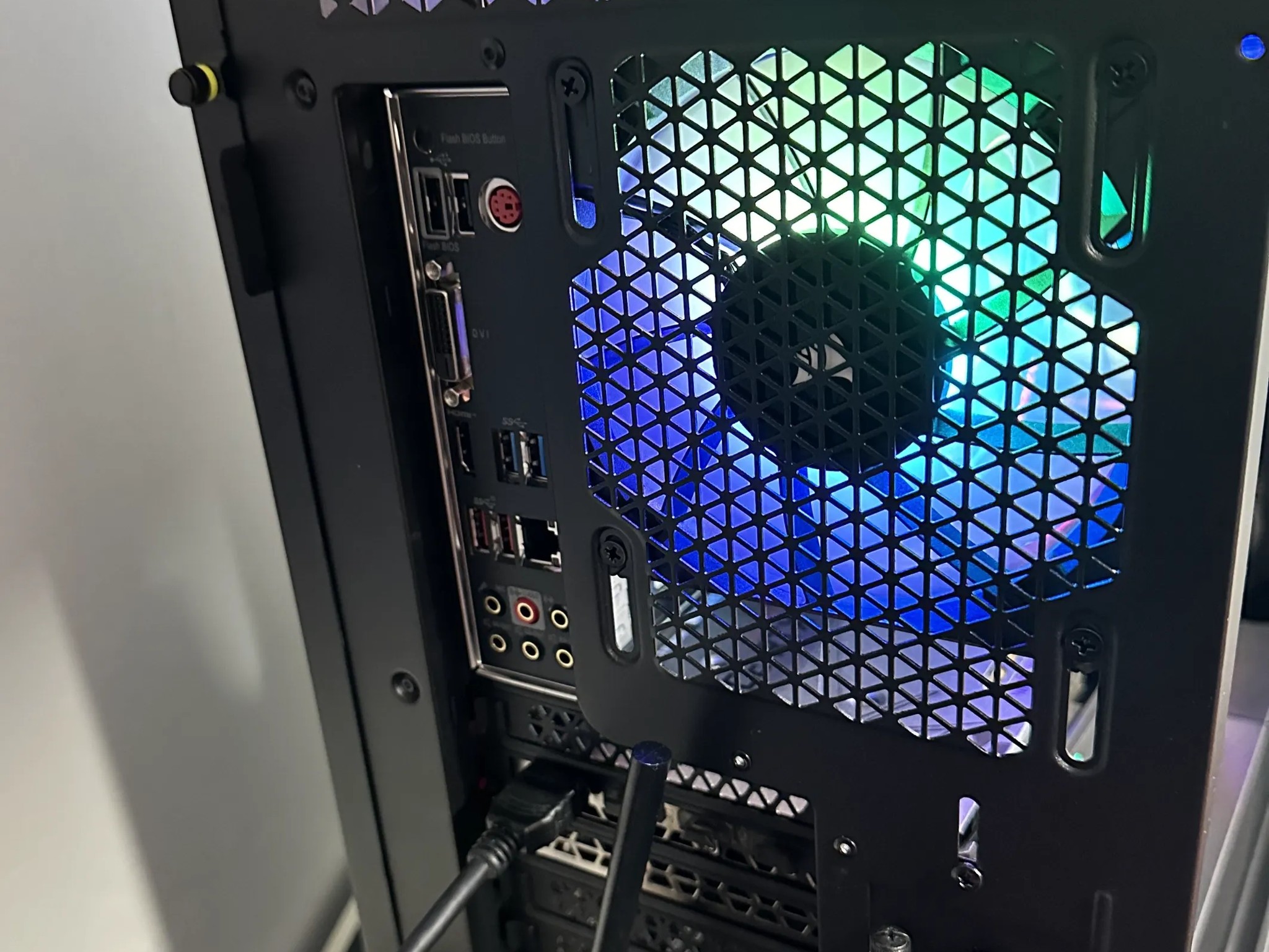 RTX 3070 Ti - Ryzen 9 3900x - 64 Gb RAM - 1 TB M.2 SSD - Custom Gaming PC