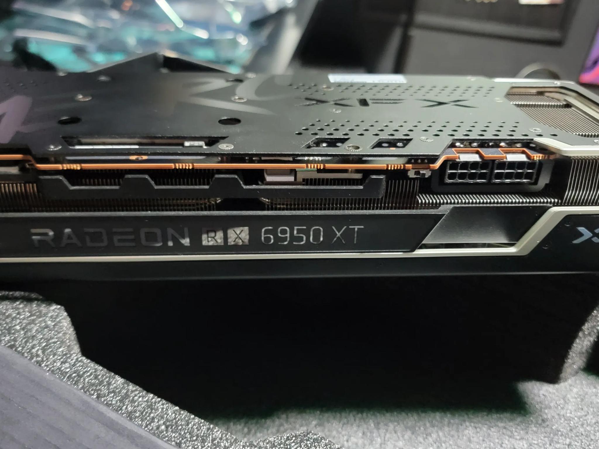 XFX Speedster MERC 319 AMD RX 6950 XT
