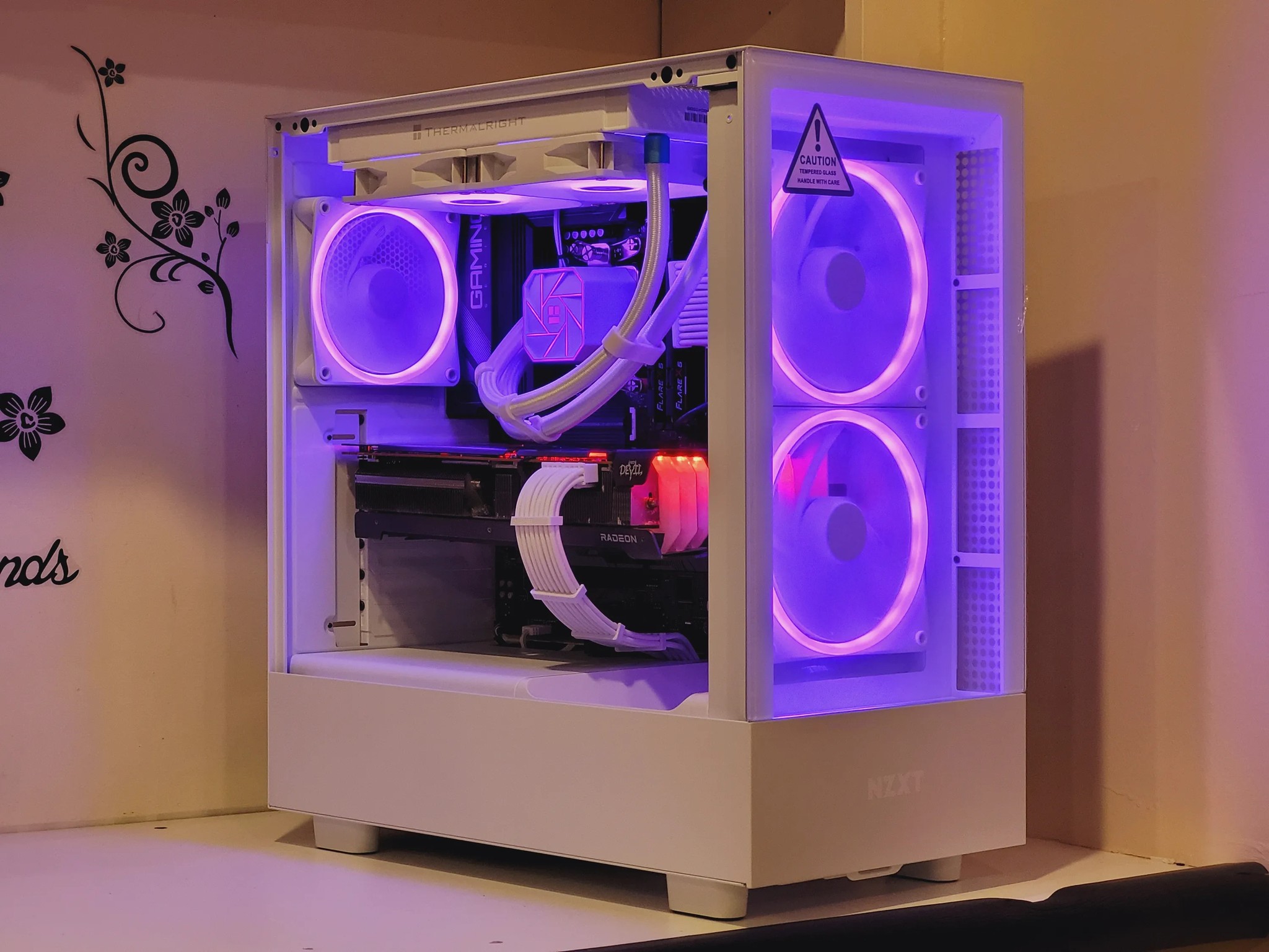 Gaming PC | Ryzen 7 7700X | RX 6800XT 16GB | 32GB DDR5 | 1TB nVME SSD | 1440p White Gaming PC RGB