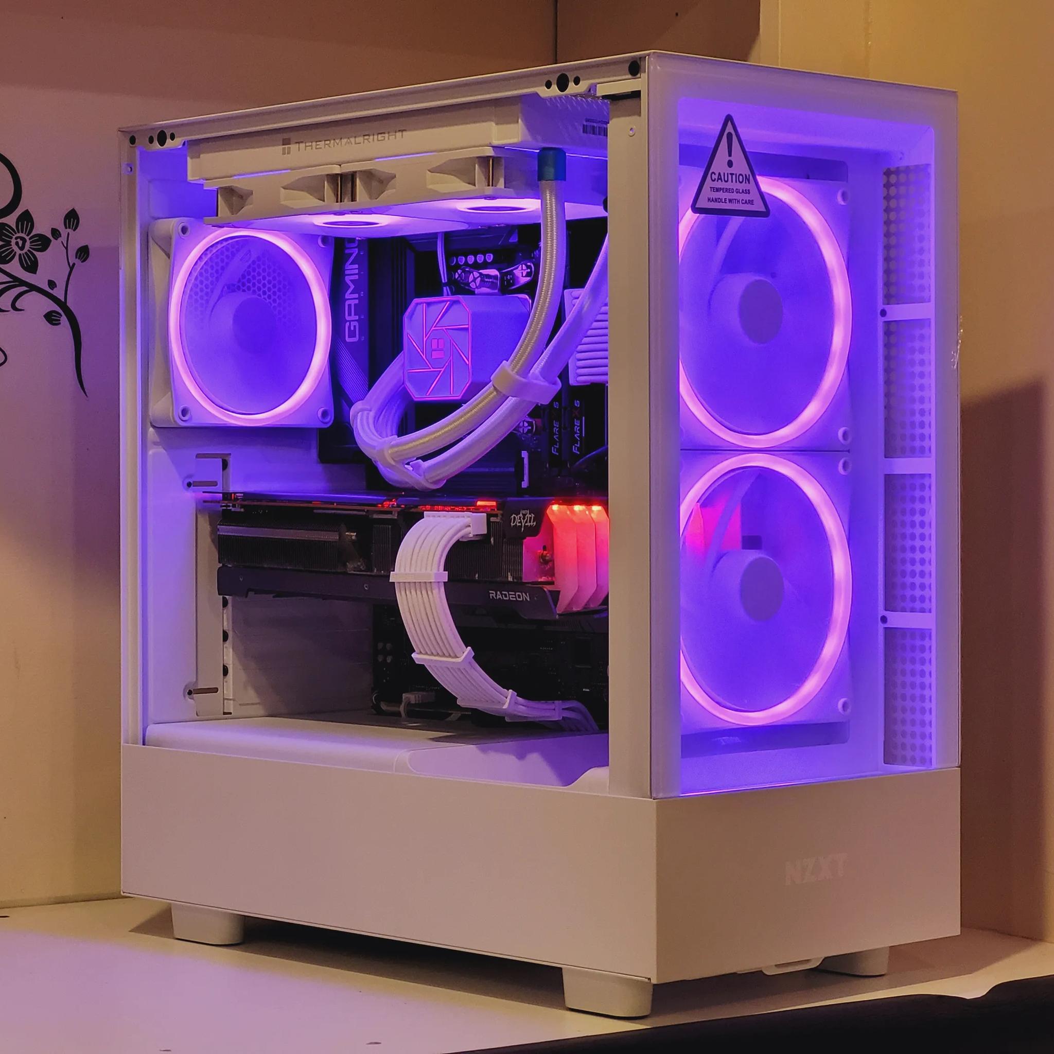 Gaming PC | Ryzen 7 7700X | RX 6800XT 16GB | 32GB DDR5 | 1TB nVME SSD | 1440p White Gaming PC RGB
