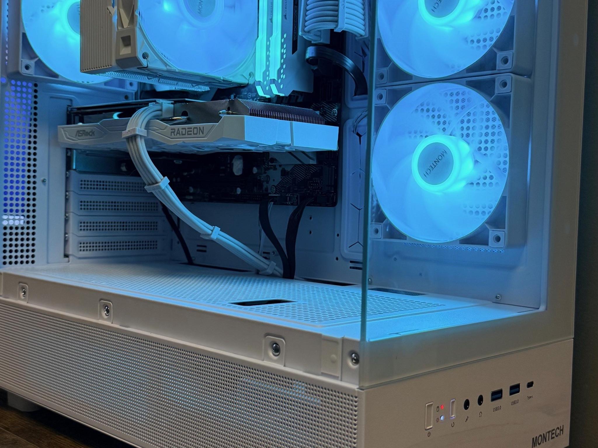 ❄️ Whiteout Gaming PC Fresh Build- Ryzen 5500, RX 6600, 16GB RAM, 1TB SSD, Wi-Fi - REDUCED! ❄️