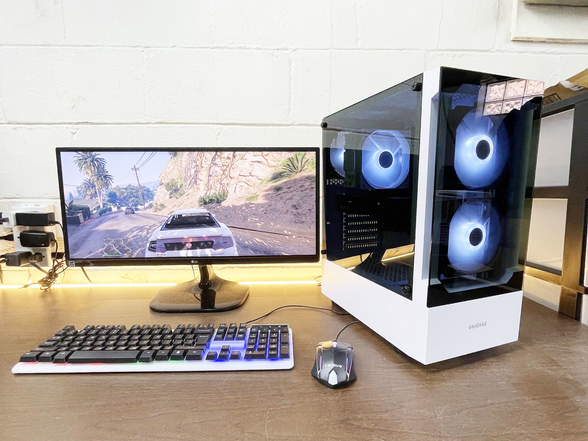 🔥130FPS GTA🔥White Gaming PC | Intel i5 / AMD RX580 / 8GB / 1.1TB Win 11 Pro + Wi-Fi