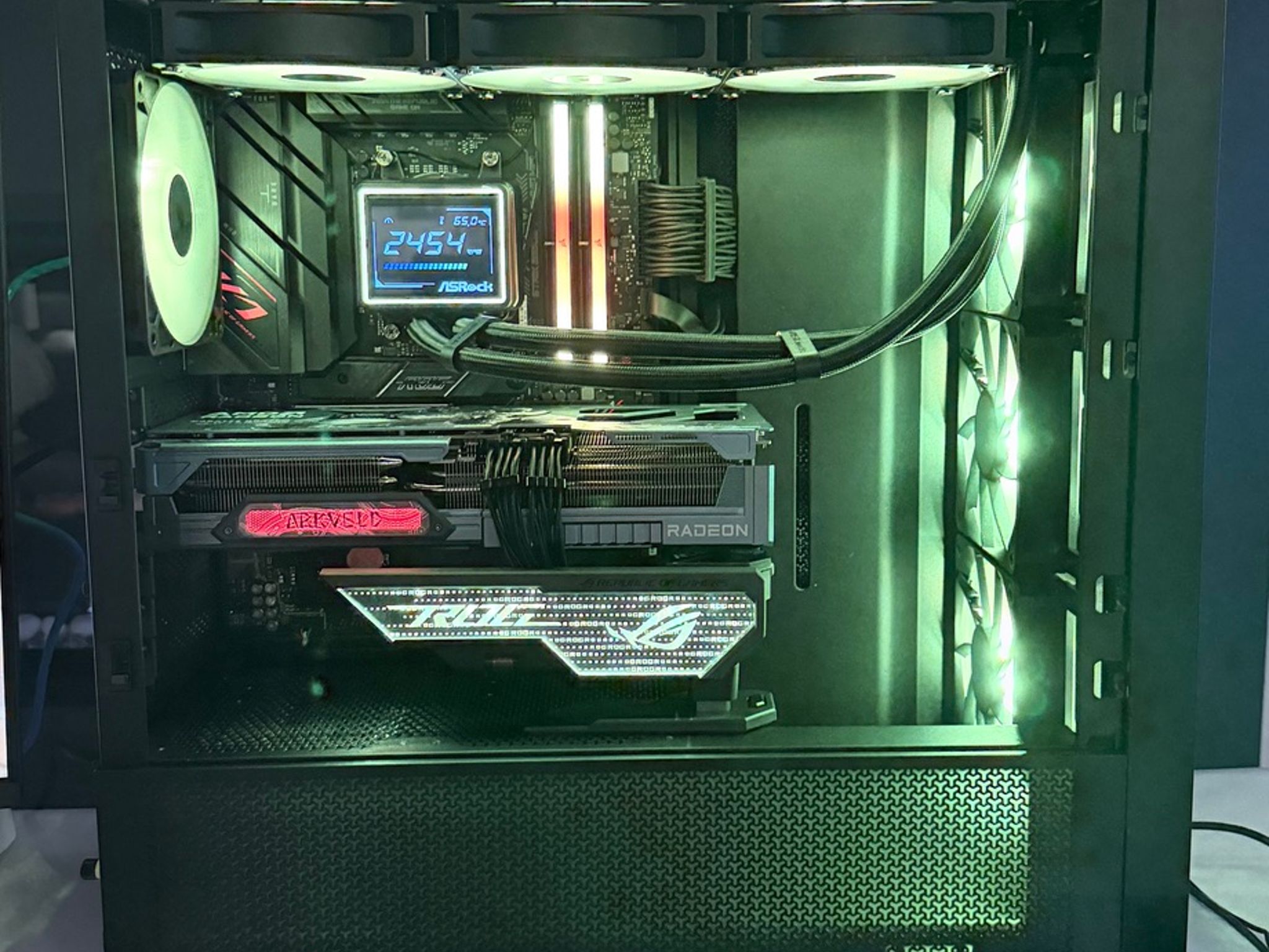Ryzen 9 9950X3D RX 9070 XT 32GB DDR5 1.5TB NVMe Gaming PC Win 11 Pro