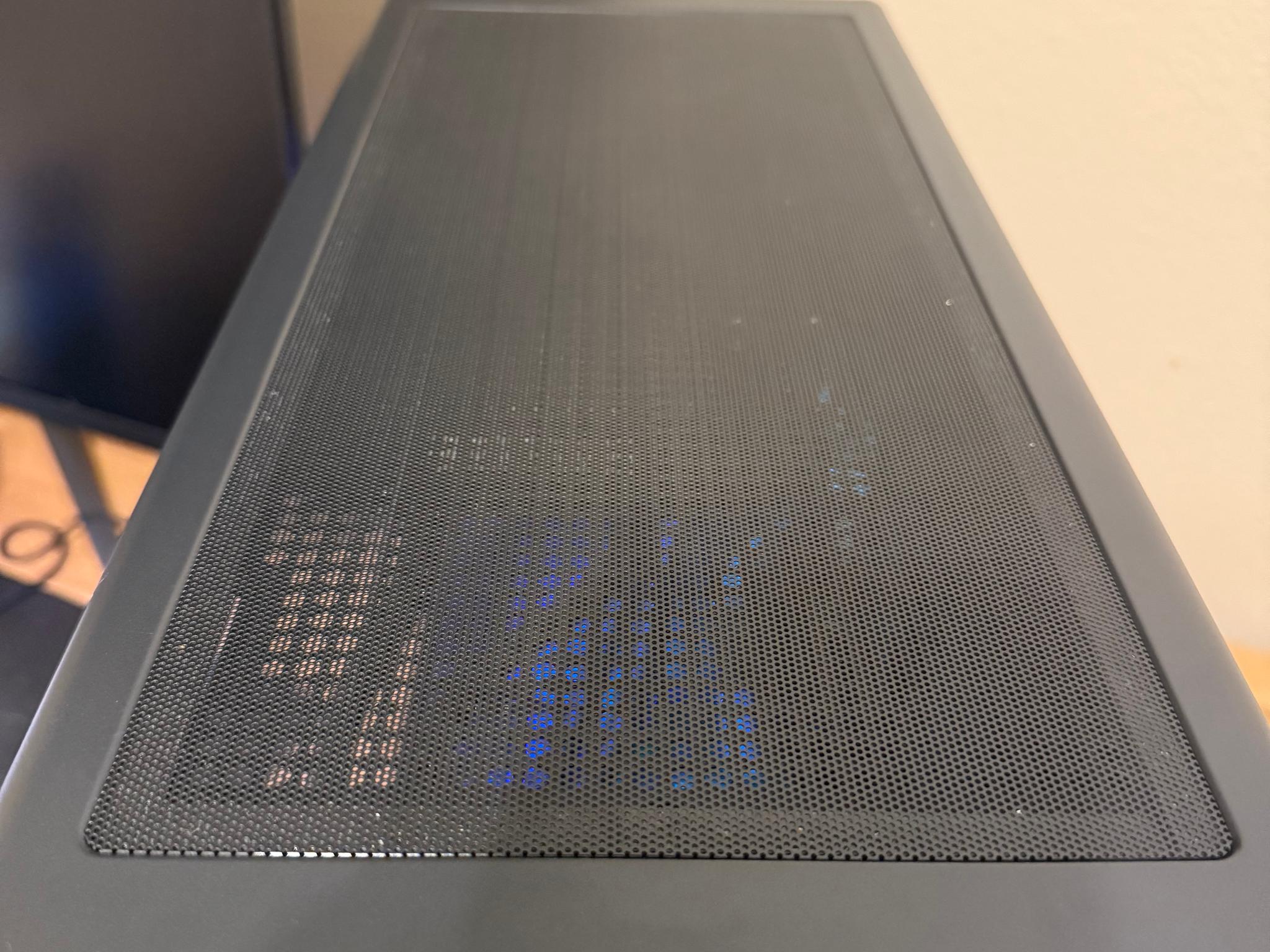 RX 7700 XT | RYZEN 7600X | 32GB 6000CL30 | 2TB NVME