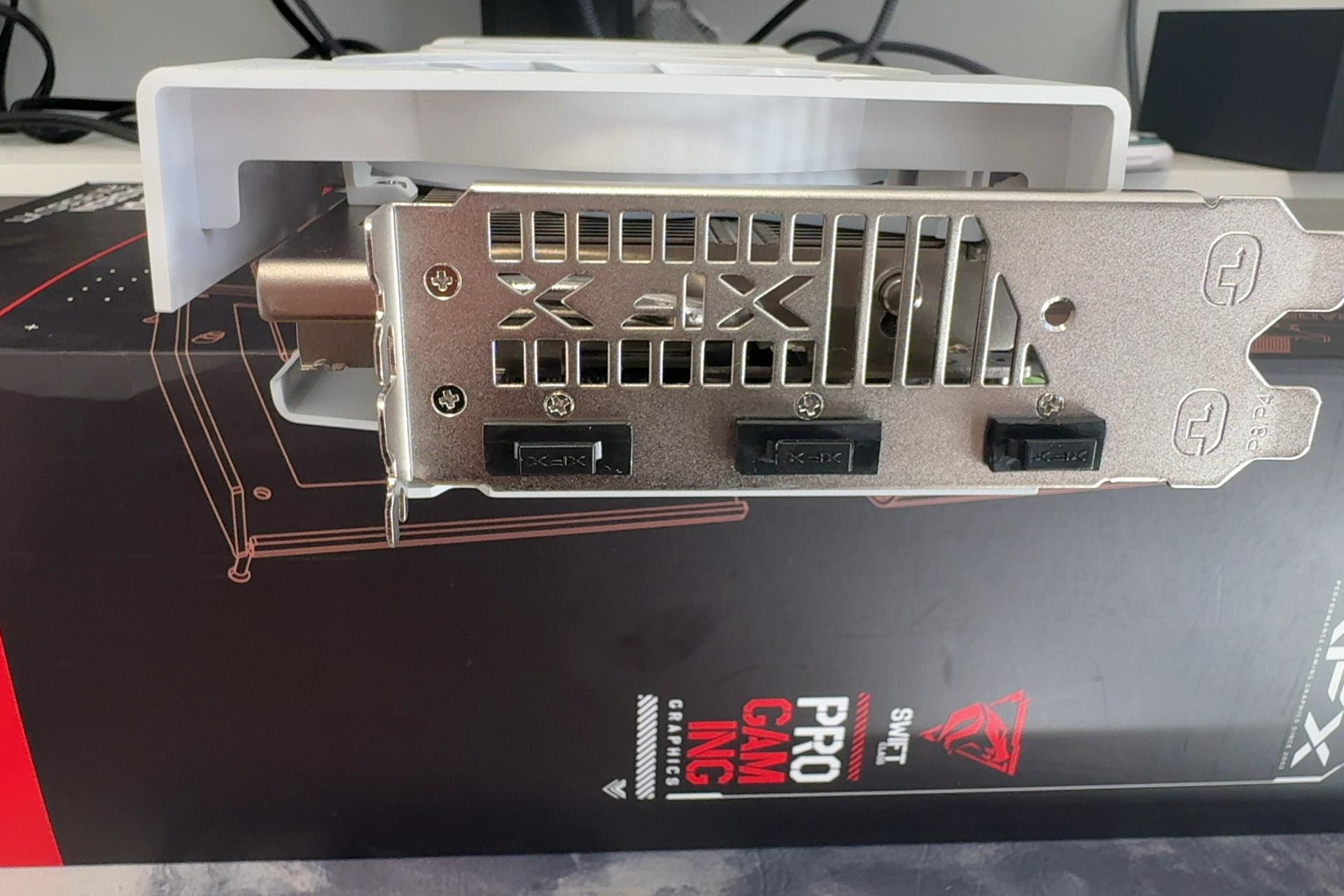 🔥 XFX RX 9060 XT SWIFT White OC – 16GB GDDR6 Triple Fan GPU (Great Condition)