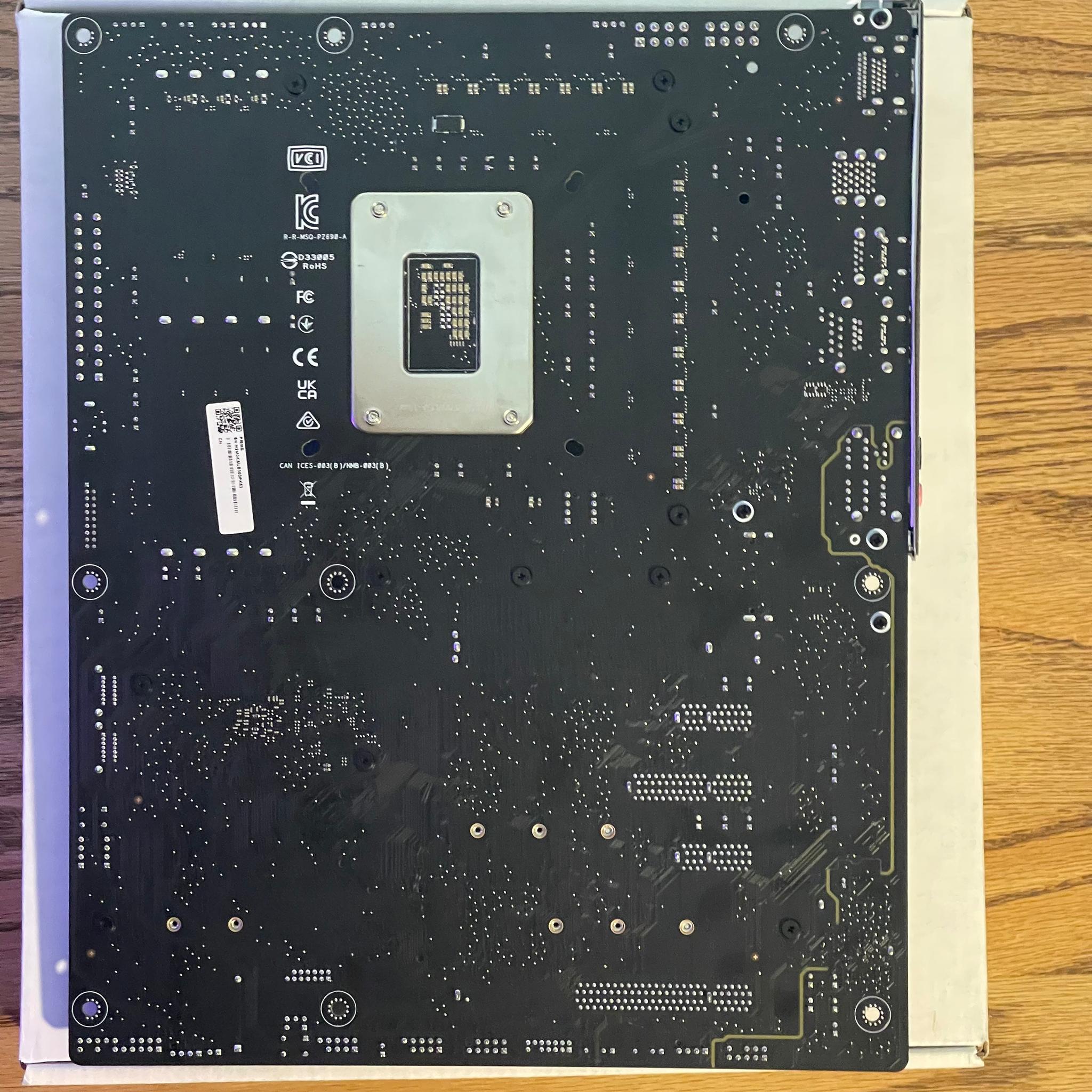 Asus PRIME Z690-A ATX LGA1700 Motherboard Silver/Black