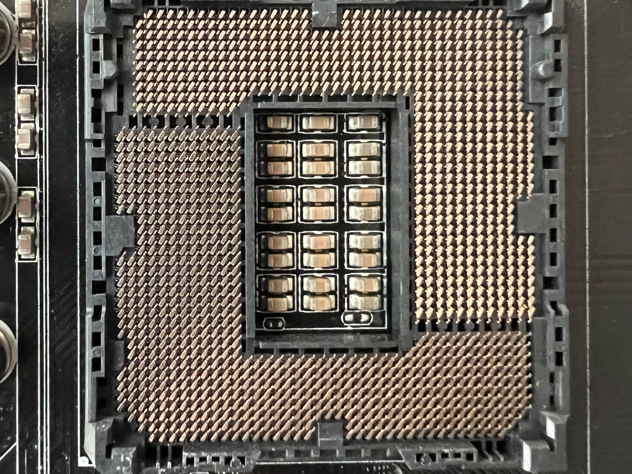 SABERTOOTH Z97 Mark 2 | i7-4790k| 4x4GB DRAM | PCI Express WIFI N Adapter