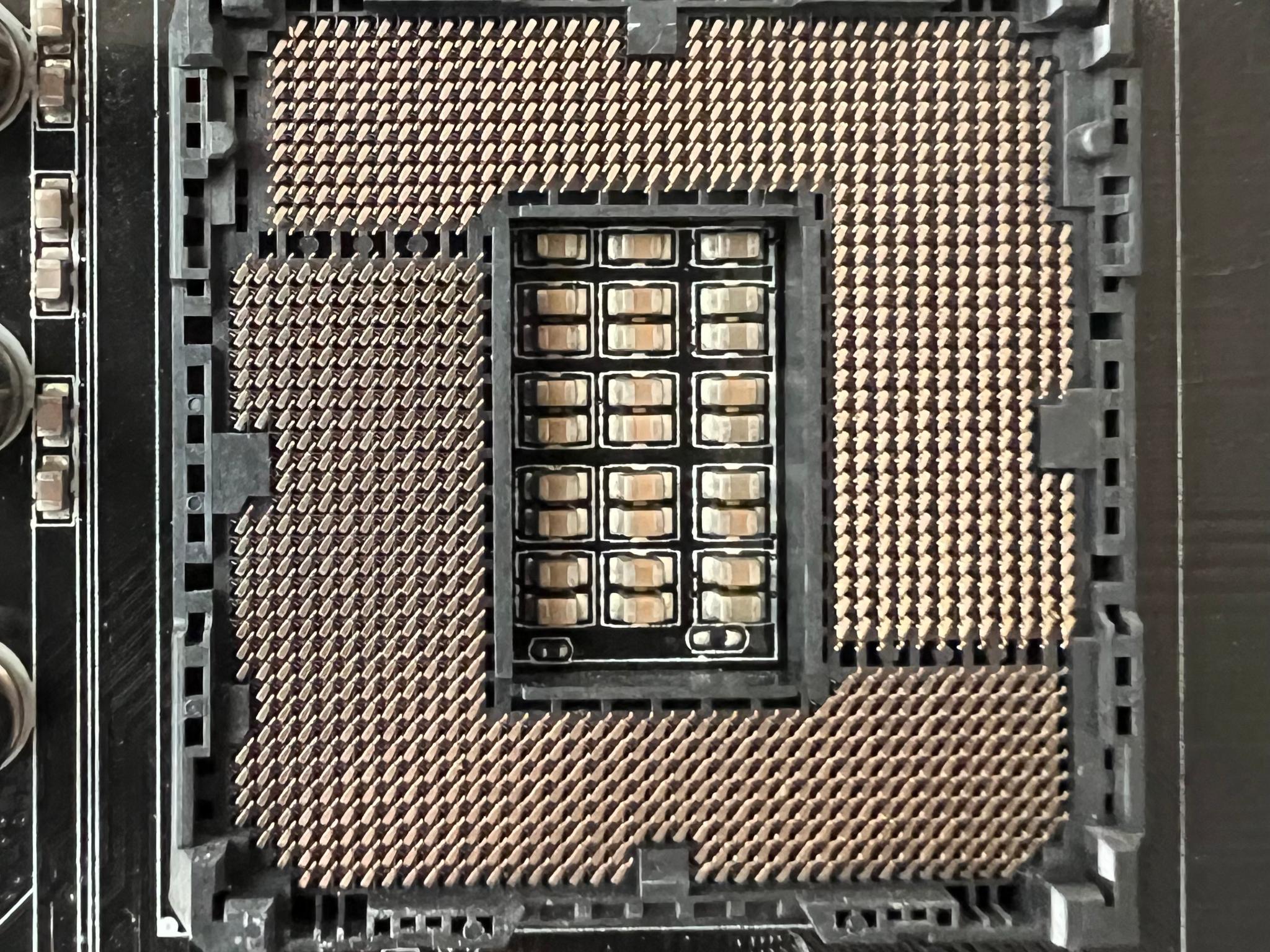 SABERTOOTH Z97 Mark 2 | i7-4790k| 4x4GB DRAM | PCI Express WIFI N Adapter
