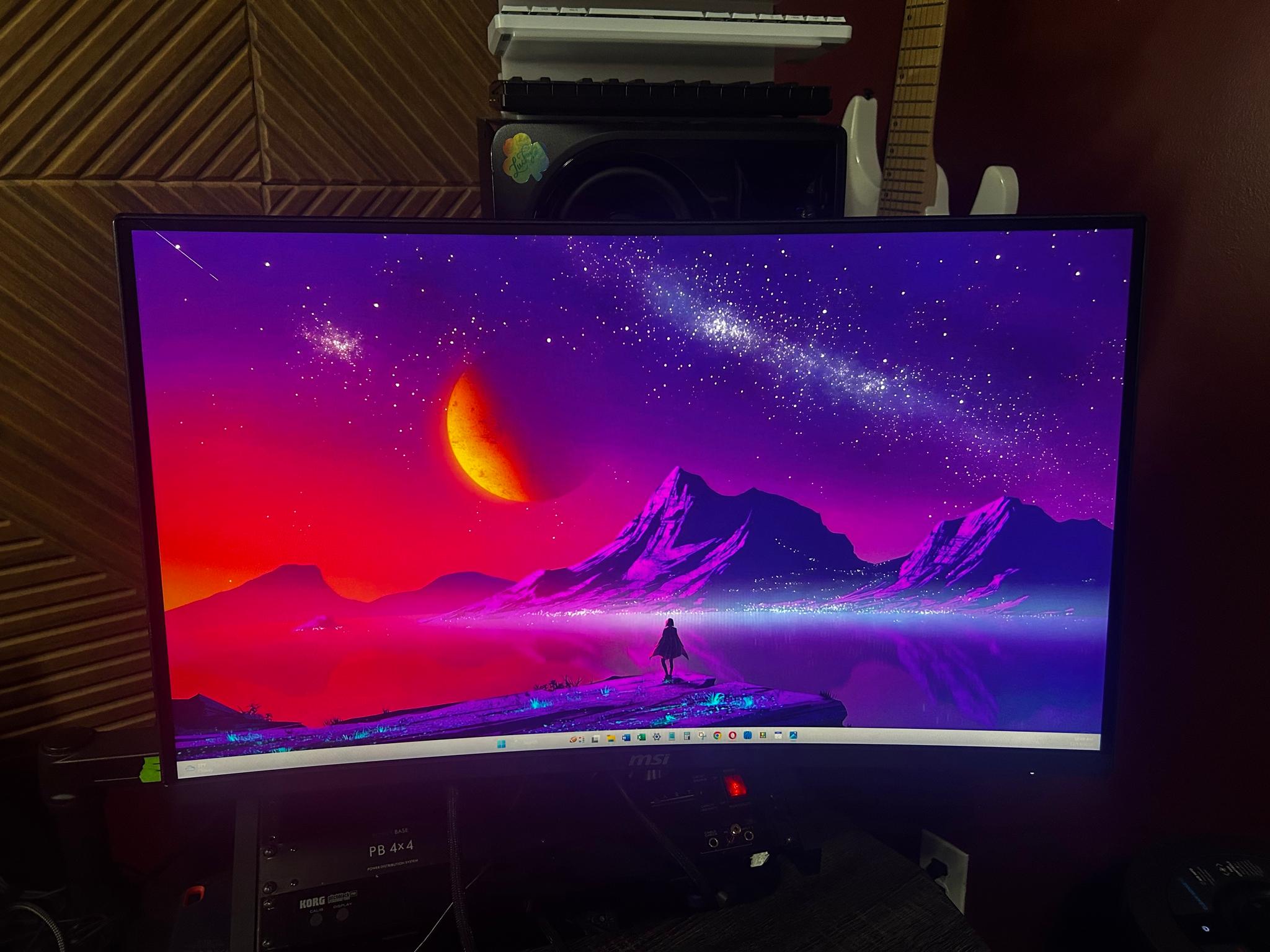 MSI 27" 2K (2560 x 1440) (180Hz) Curved Gaming Monitor (MAG 274CQF) (See Description)