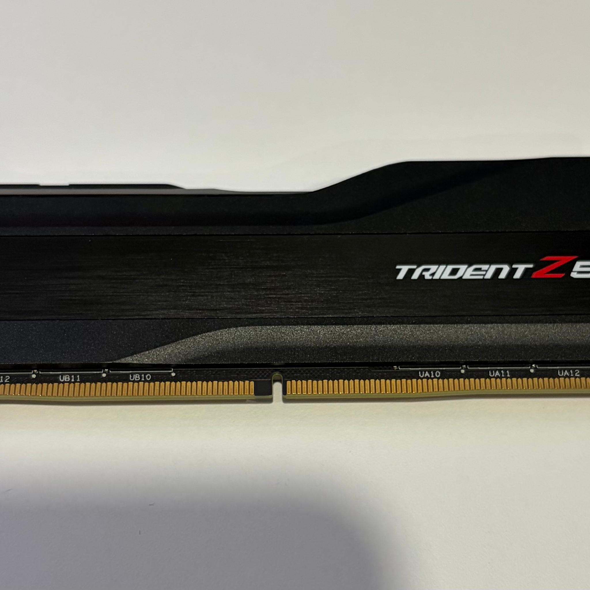 G.SKILL - Trident Z5 32GB (1x32GB) DDR5 6000MHz RAM Black