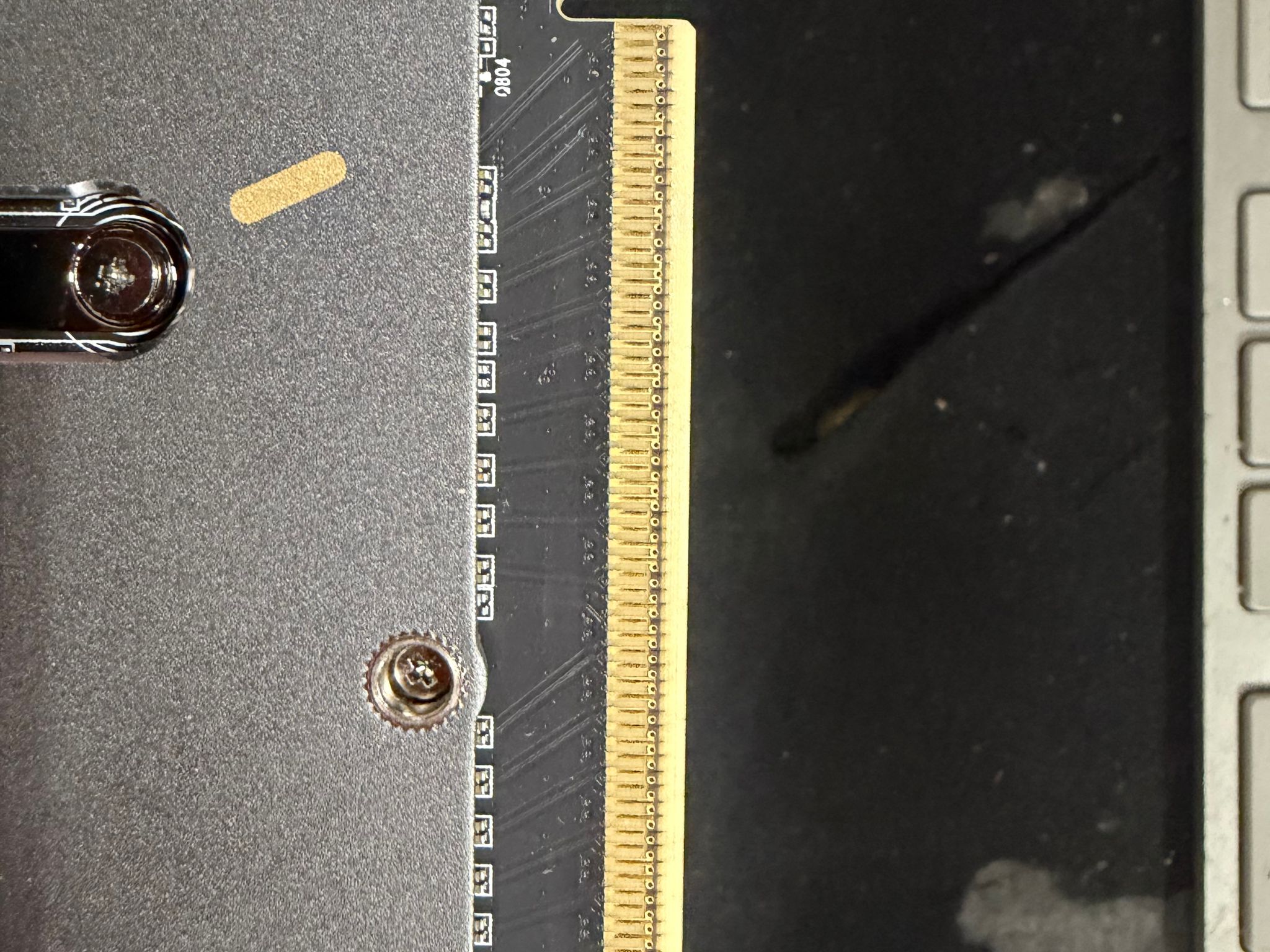ZOTAC GAMING GeForce RTX 5090 SOLID OC(pcb damage, card works)