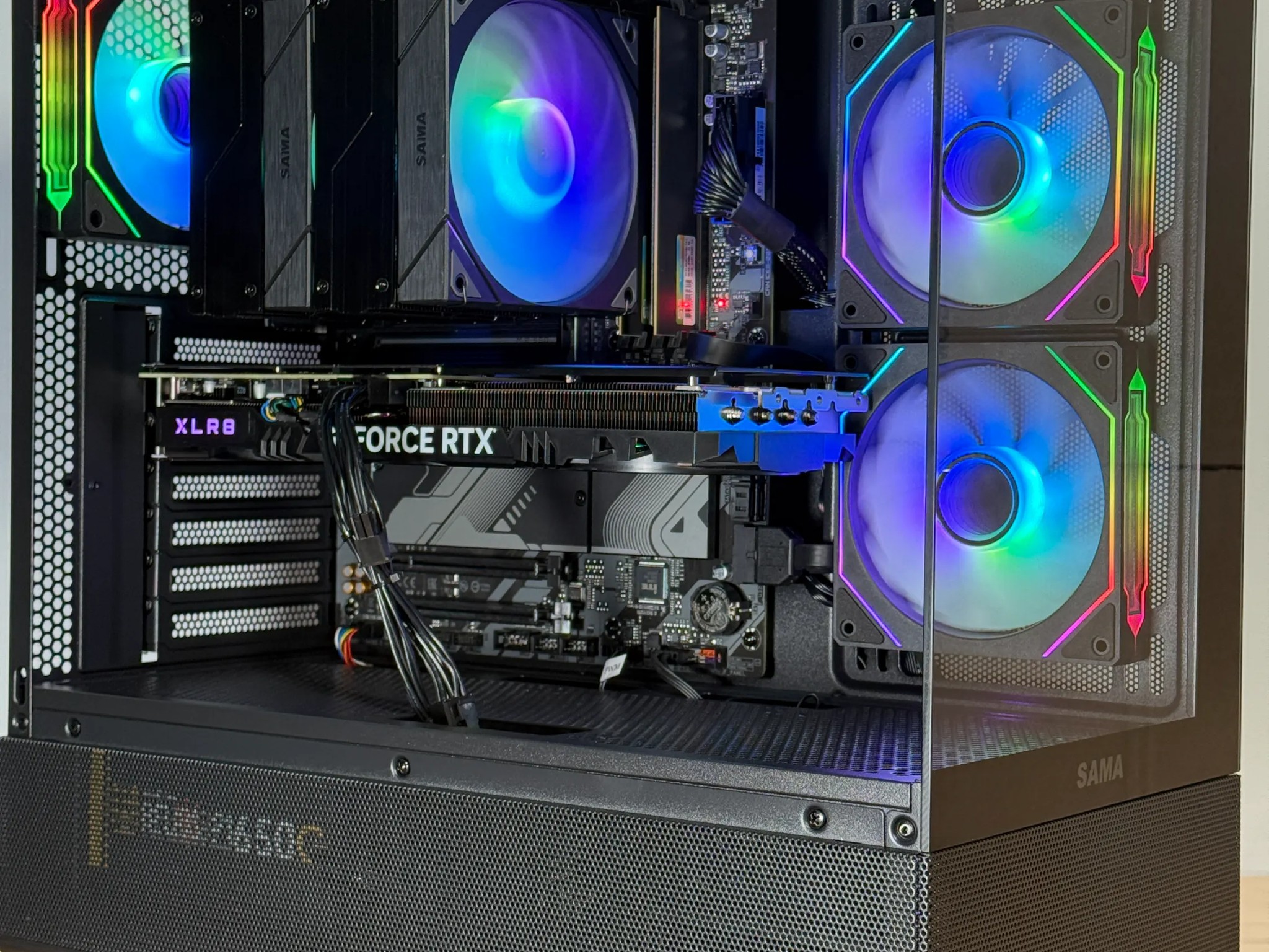 RTX 4070 Ryzen 7700x Gaming PC