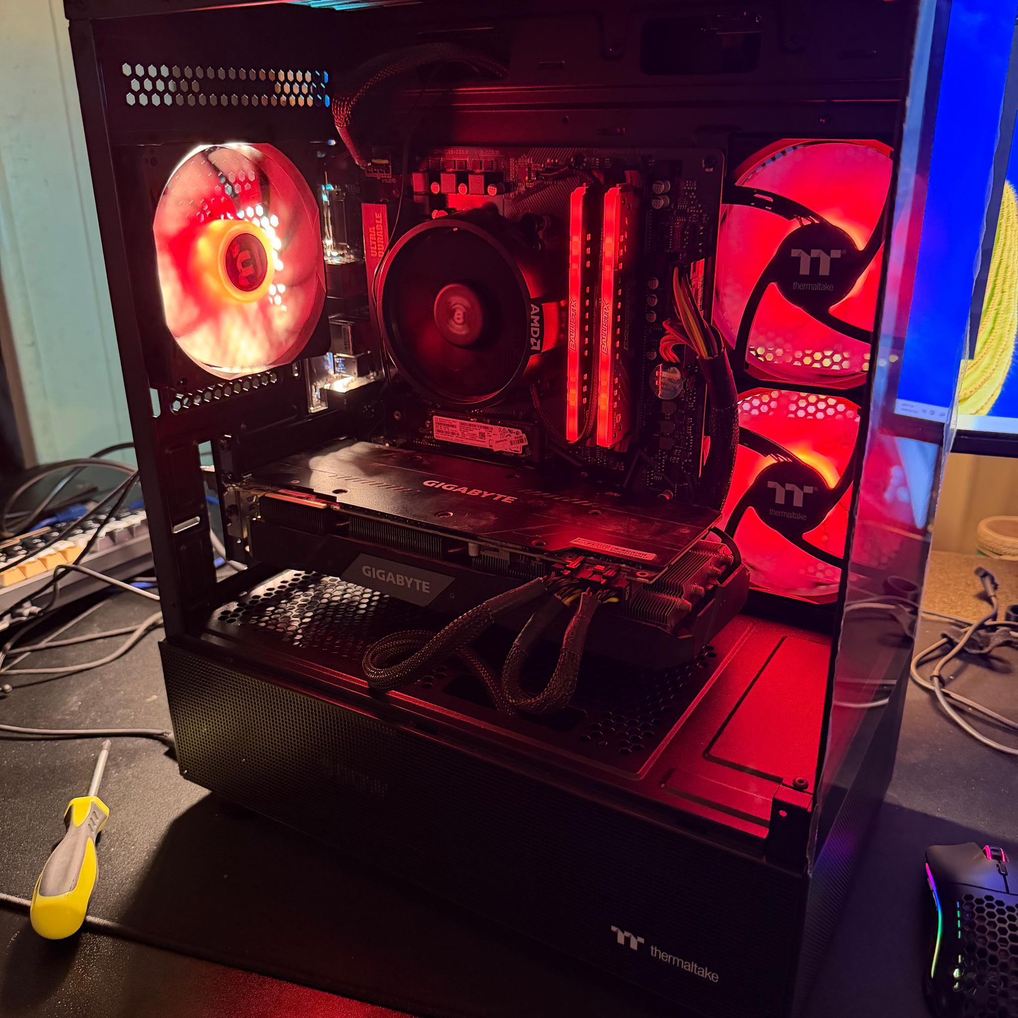 GeForce RTX 2080 Super Custom Gaming PC - Ryzen 5 5600