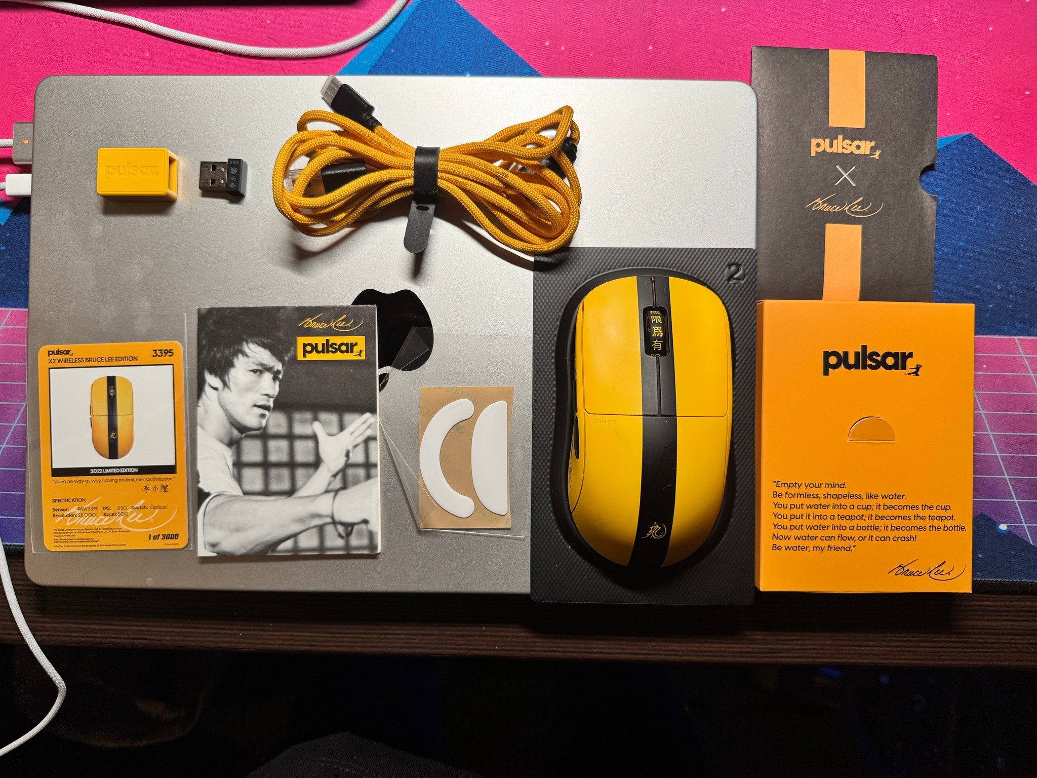Pulsar X2 v1 w/ SuperGlide Skates [Bruce Lee Collector's Edition] (Great Condition, All Accessories)