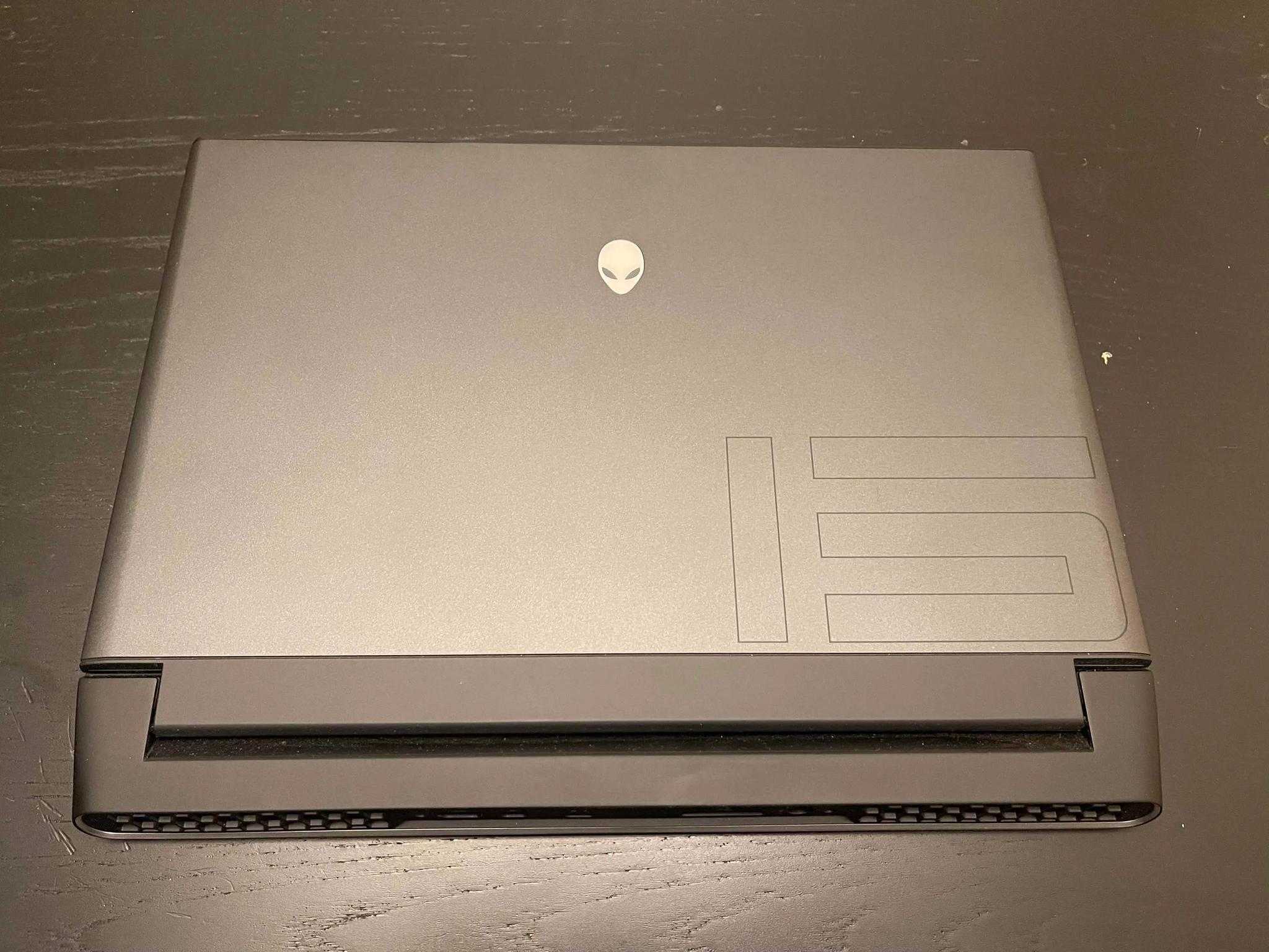 Alienware m15 r4 Laptop, 15.6" RTX 3070, i7-10870H, 16GB RAM, 1080p, 144hz GSYNC