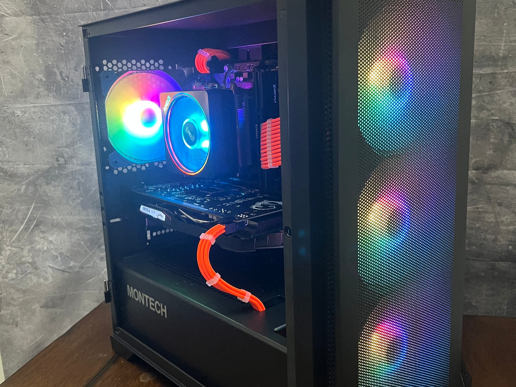 🎉Budget Gaming PC🎉 MSI GTX 1650 Super - Ryzen 7 2700x - 16GB DDR4 RAM - 1TB - New Case -