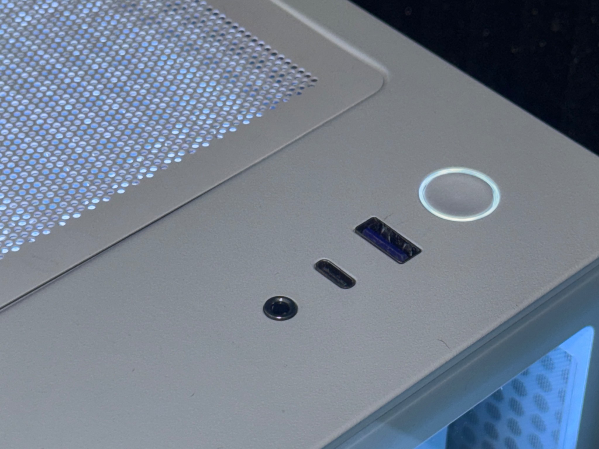 🔥⚪️ RTX 3060Ti | i7 8700K | 16GB DDR4 \ 500GB SSD | WiFi + BT