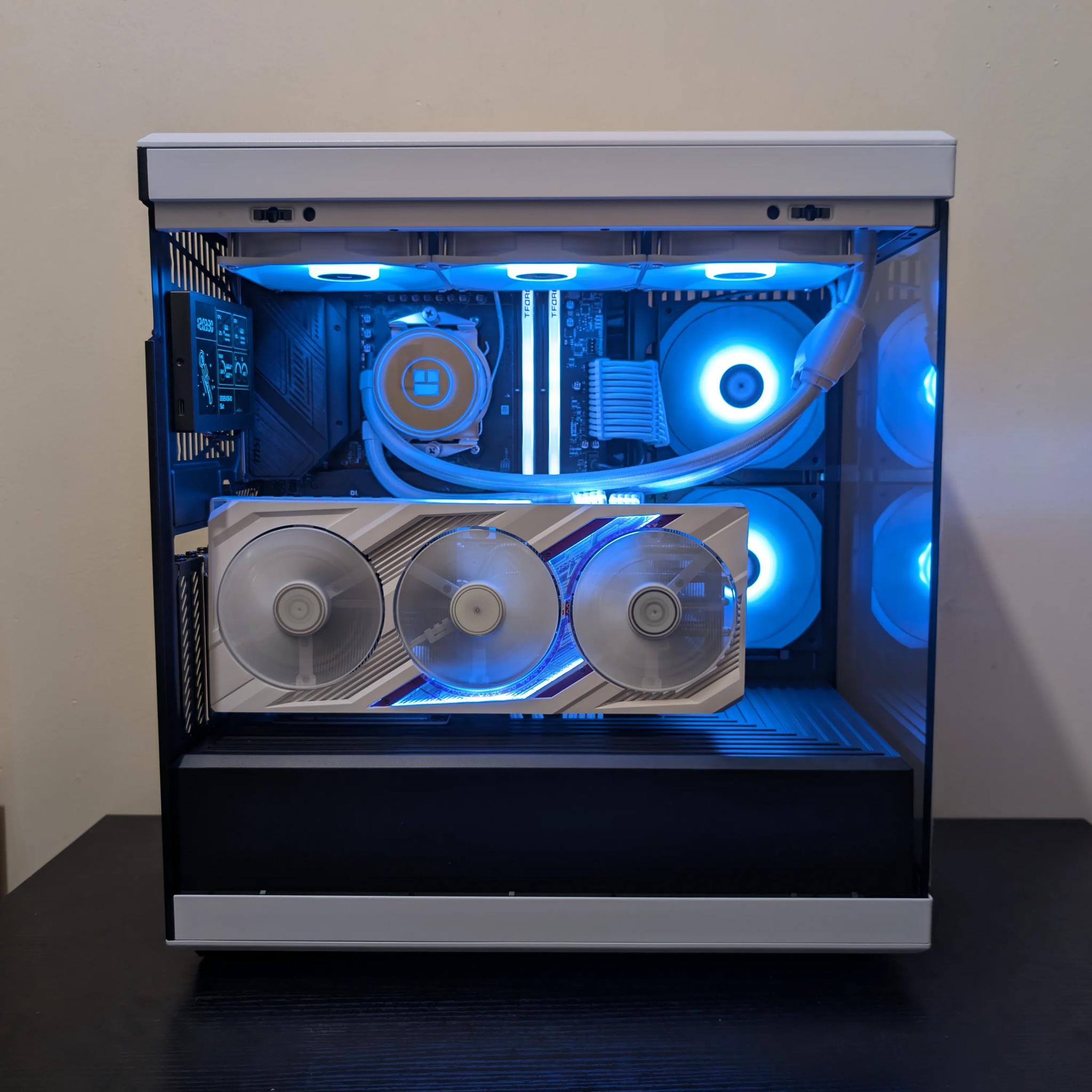 🔥🐼 1440p/4K Gaming Beast | RX 7900XT | Ryzen 9 7900X | 2TB SSD | 32GB RAM | WiFi 6 & Bluetooth 🐼🔥