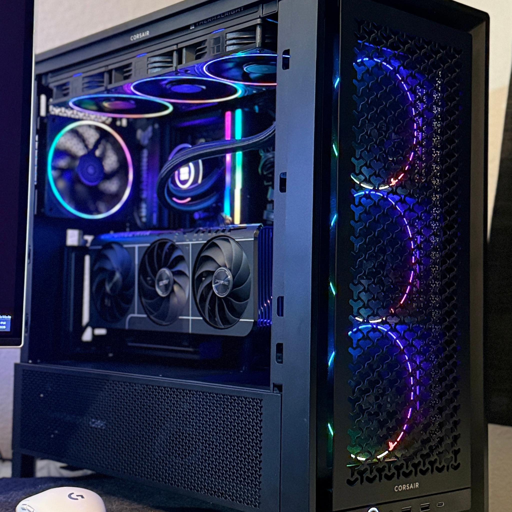 **High End Gaming/Workstation PC (7950X3D/5070Ti/32GB DDR5-6000 C30/2TB SSD**