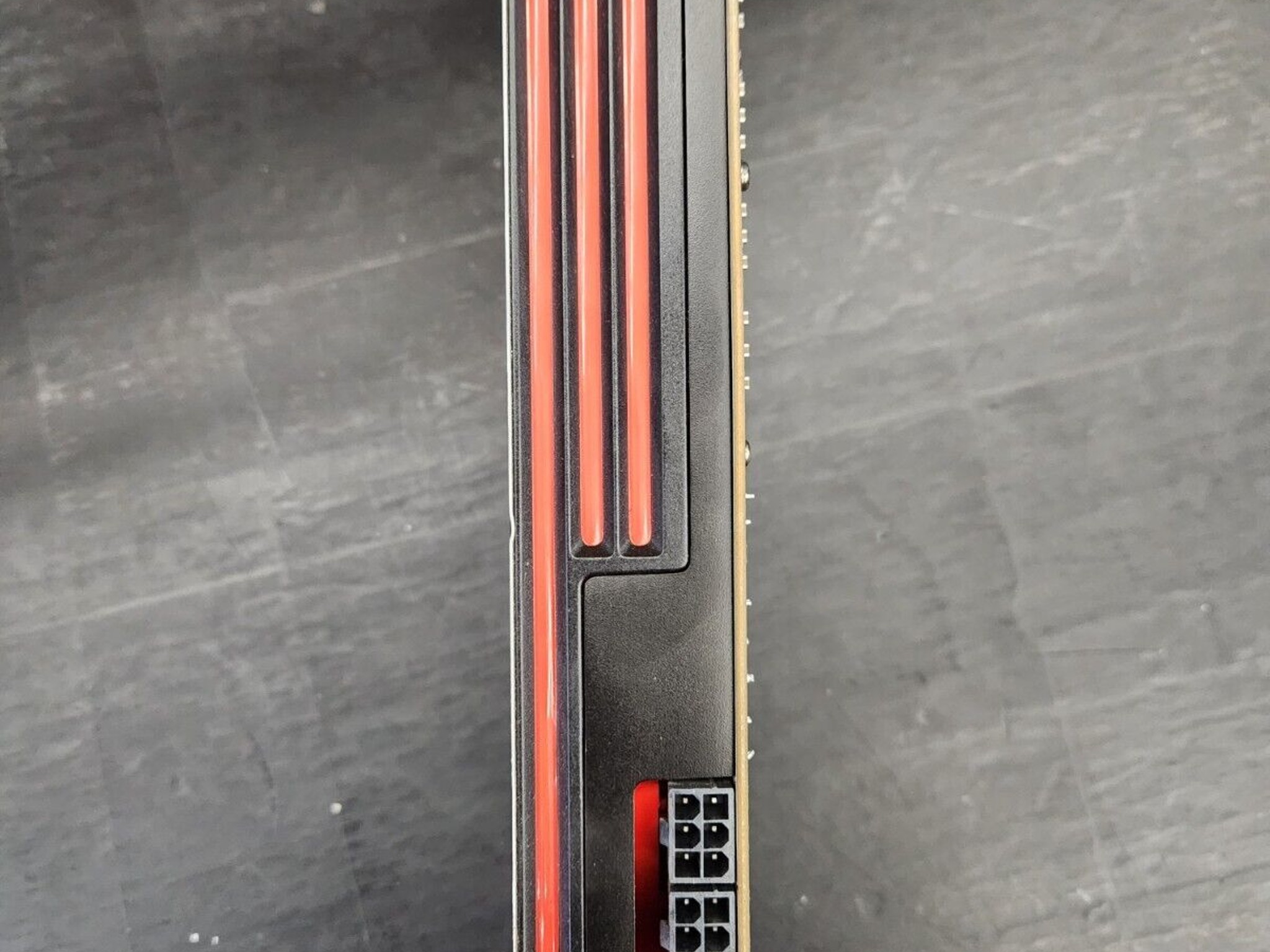 Asus AMD Radeon HD 6870 1GB GDDR5 Graphics Card - DVI, HDMI, Mini-DisplayPort