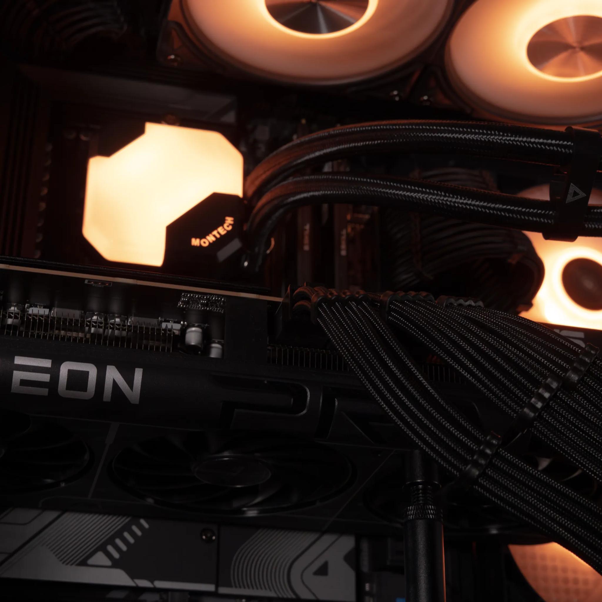 💥 Blitz - RX 9070 XT / AMD R7 9700X | Elite 1440p & High-Performance 4K gaming PC