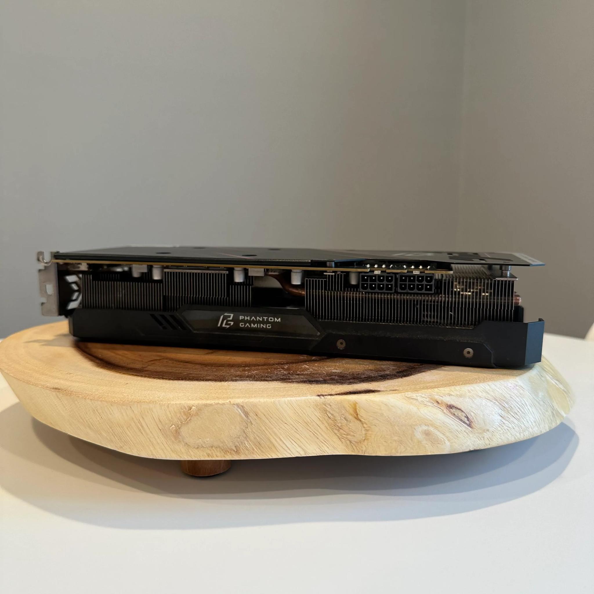 AMD RX 5700XT ASROCK