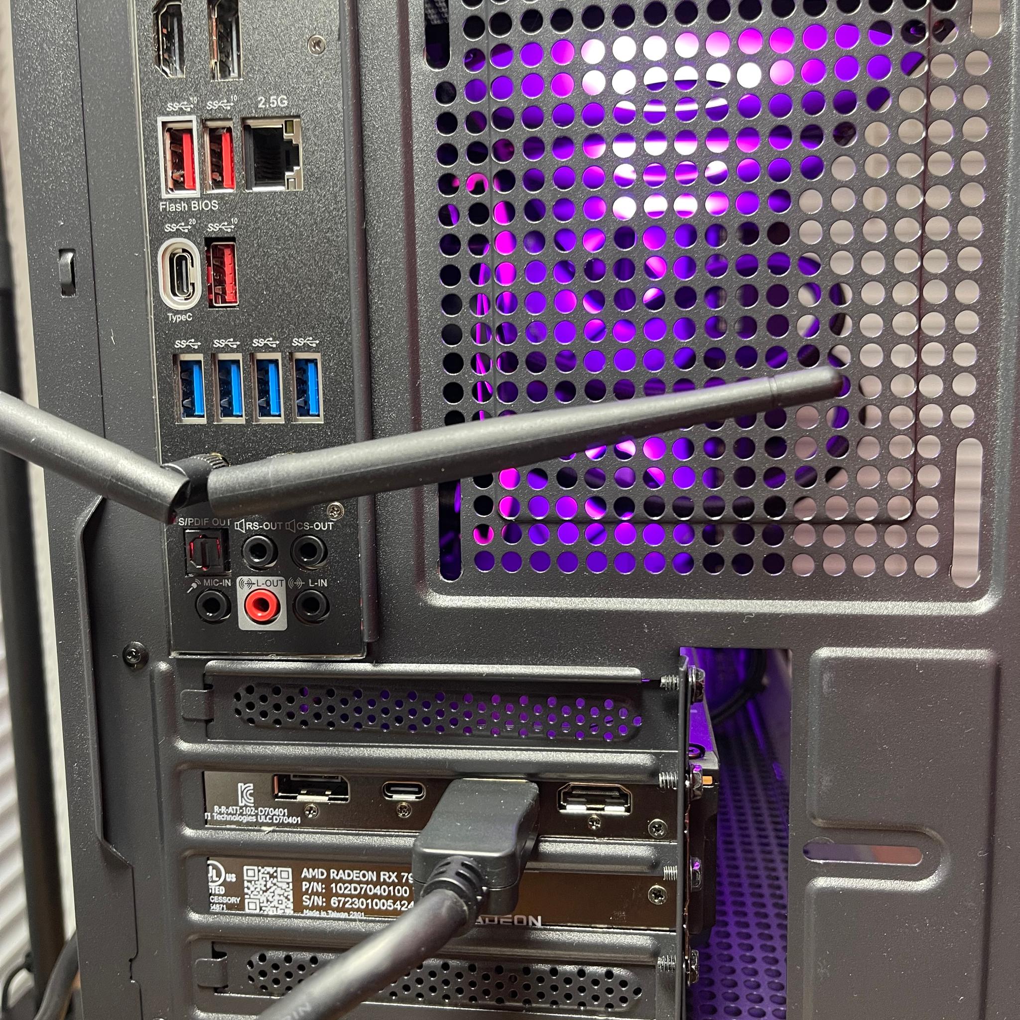 7800X3D & 7900 XT 20GB GAMING MONSTER!