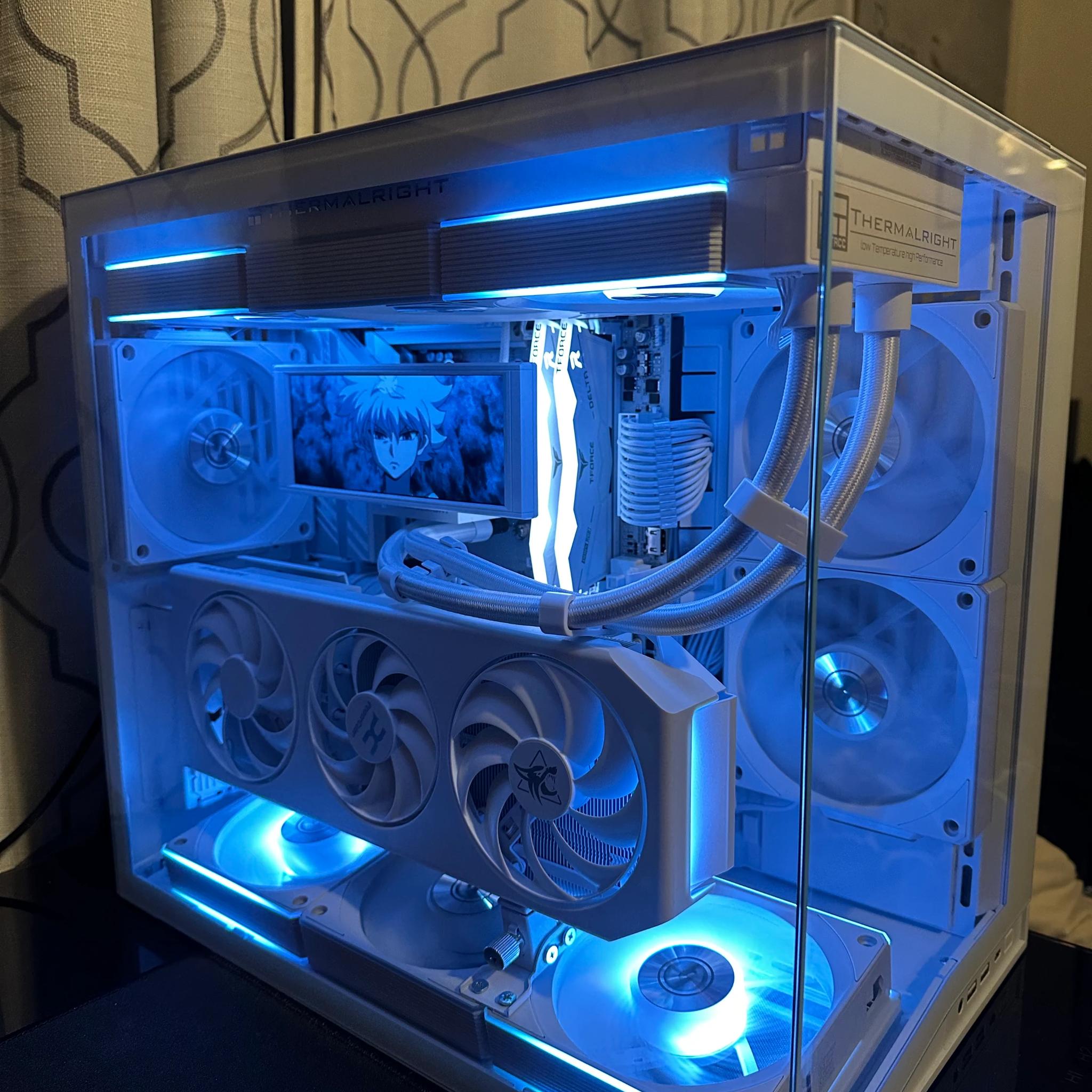 All White Gaming PC | RX 9070 XT | Ryzen 7 9700X