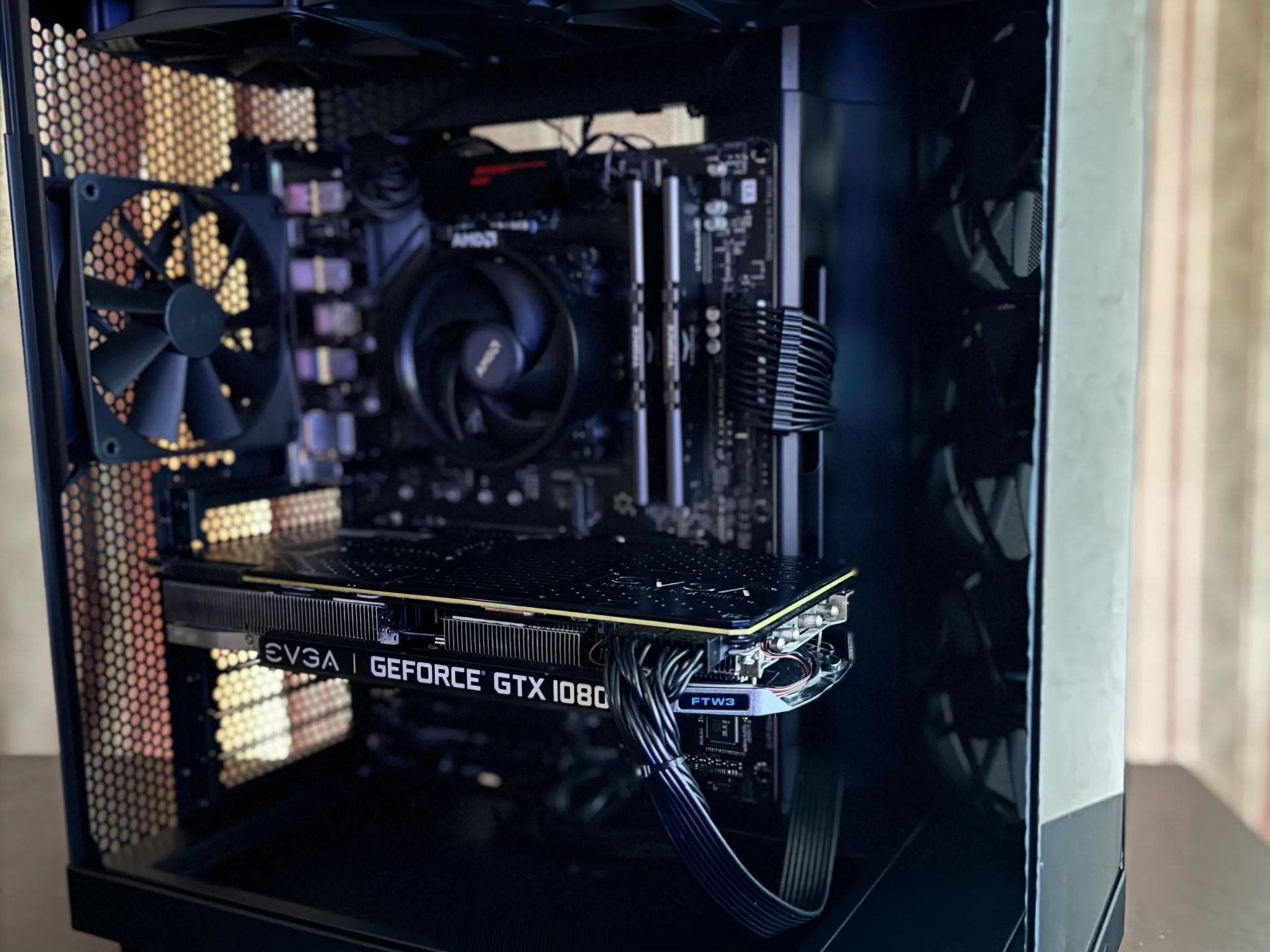 MIDNIGHT ASSASIN -GTX 1080 ti Evga + Ryzen 7 3700x+ 32 Gb Ram
