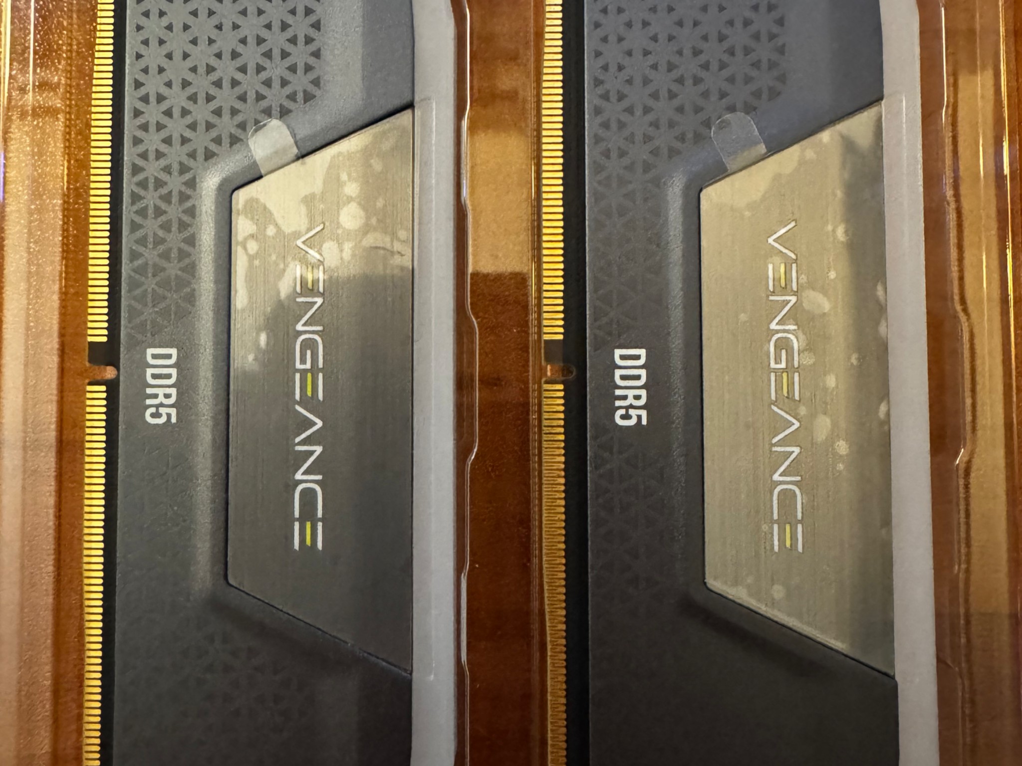 Corsair Vengeance RGB RAM - DDR5 - 32GB (16GBx2) - Black - CMH32GX5M2M6000Z36