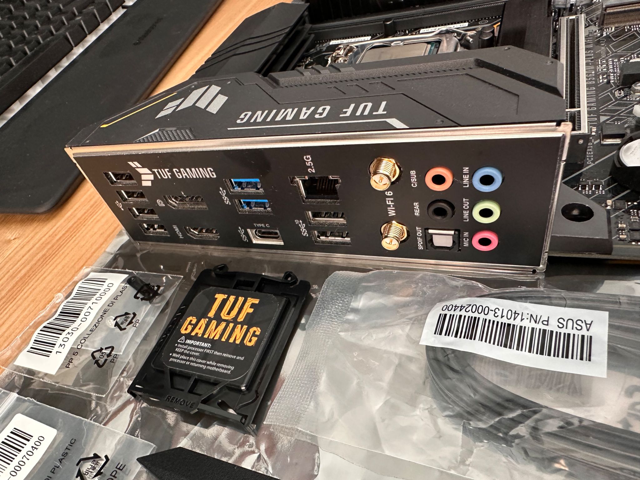 Asus TUF B560M-PLUS wifi / Intel i5-11400 / 16GB (2x8GB) DDR4-3200 Corsair CL16 / EVGA RTX 2060 KO
