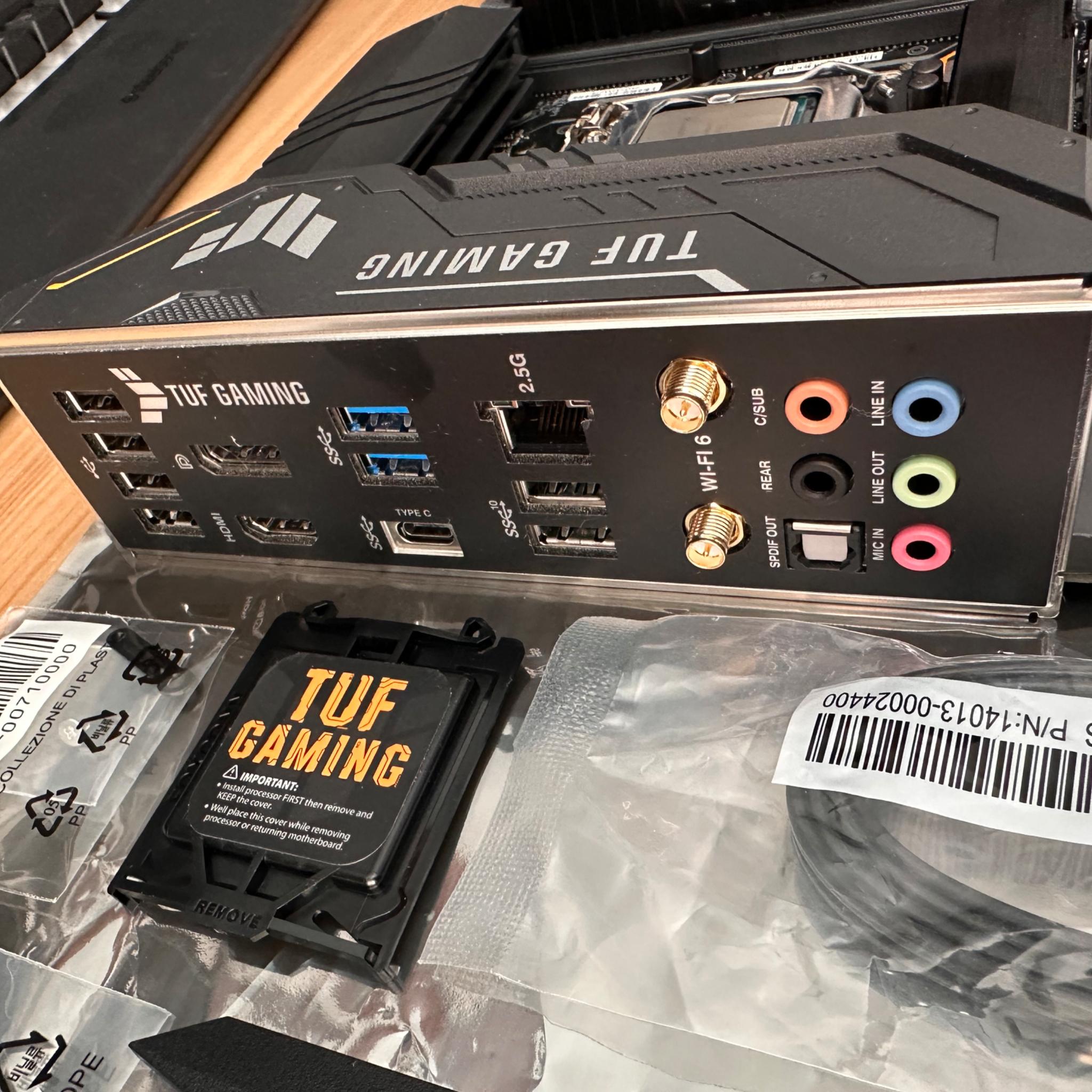Asus TUF B560M-PLUS wifi / Intel i5-11400 / 16GB (2x8GB) DDR4-3200 Corsair CL16 / EVGA RTX 2060 KO