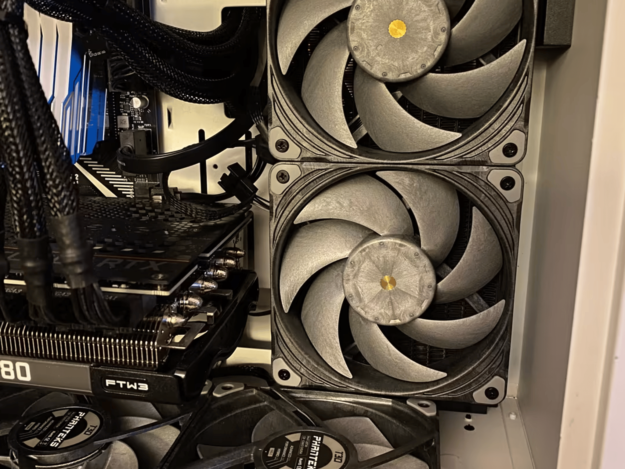 Phanteks T30 120mm 3-Pack, The Ultimate Fan, 1200/2000/3000RPM