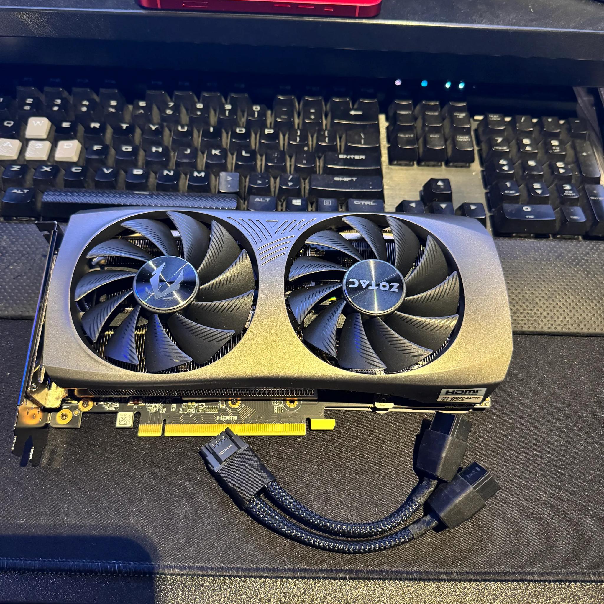 ZOTAC Gaming GeForce RTX 4070 Super Twin Edge OC DLSS 3 12GB GDDR6X