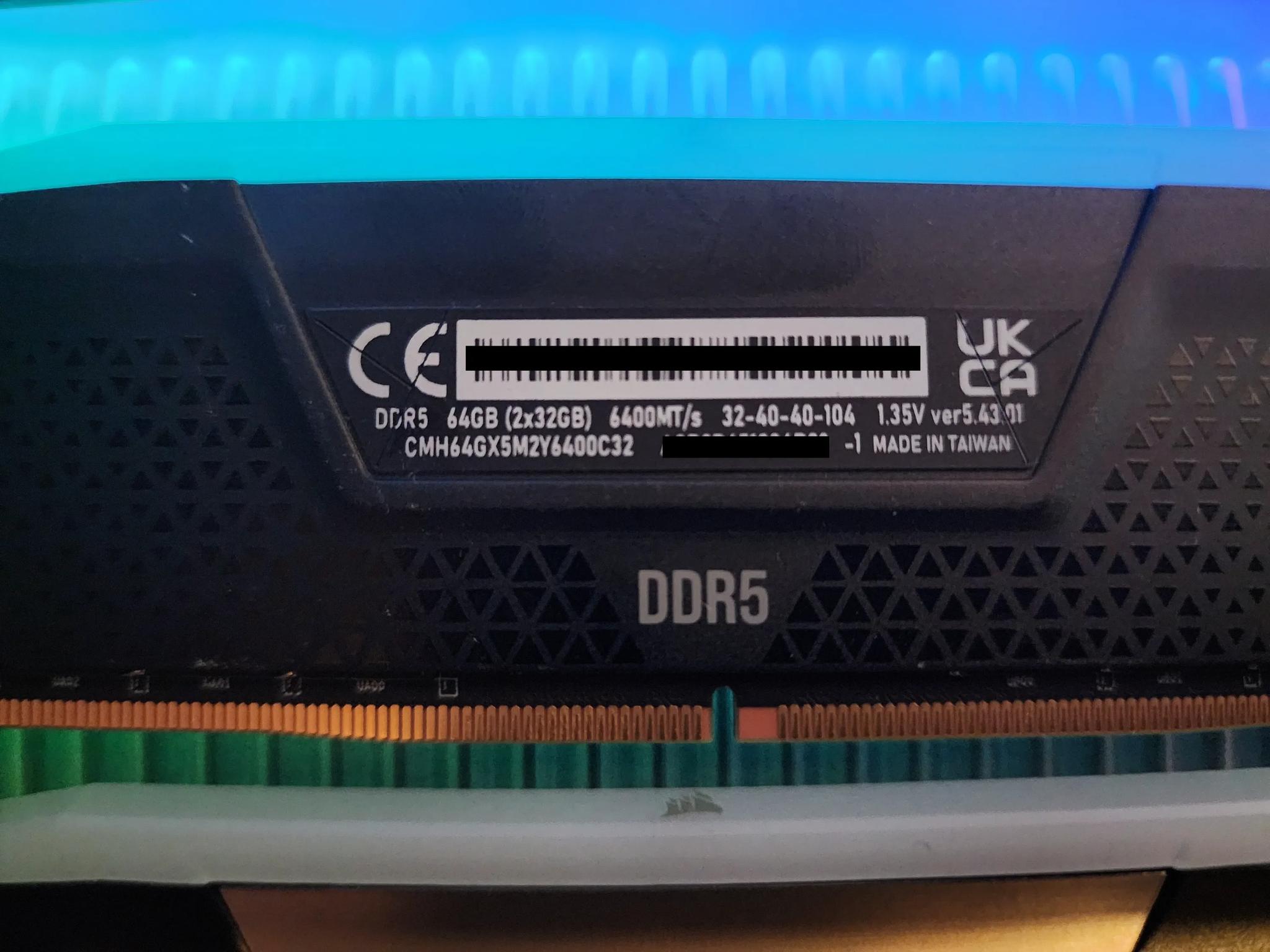 Corsair VENGEANCE RGB 64GB (2x32GB) DDR5 DRAM 6400MT/s
