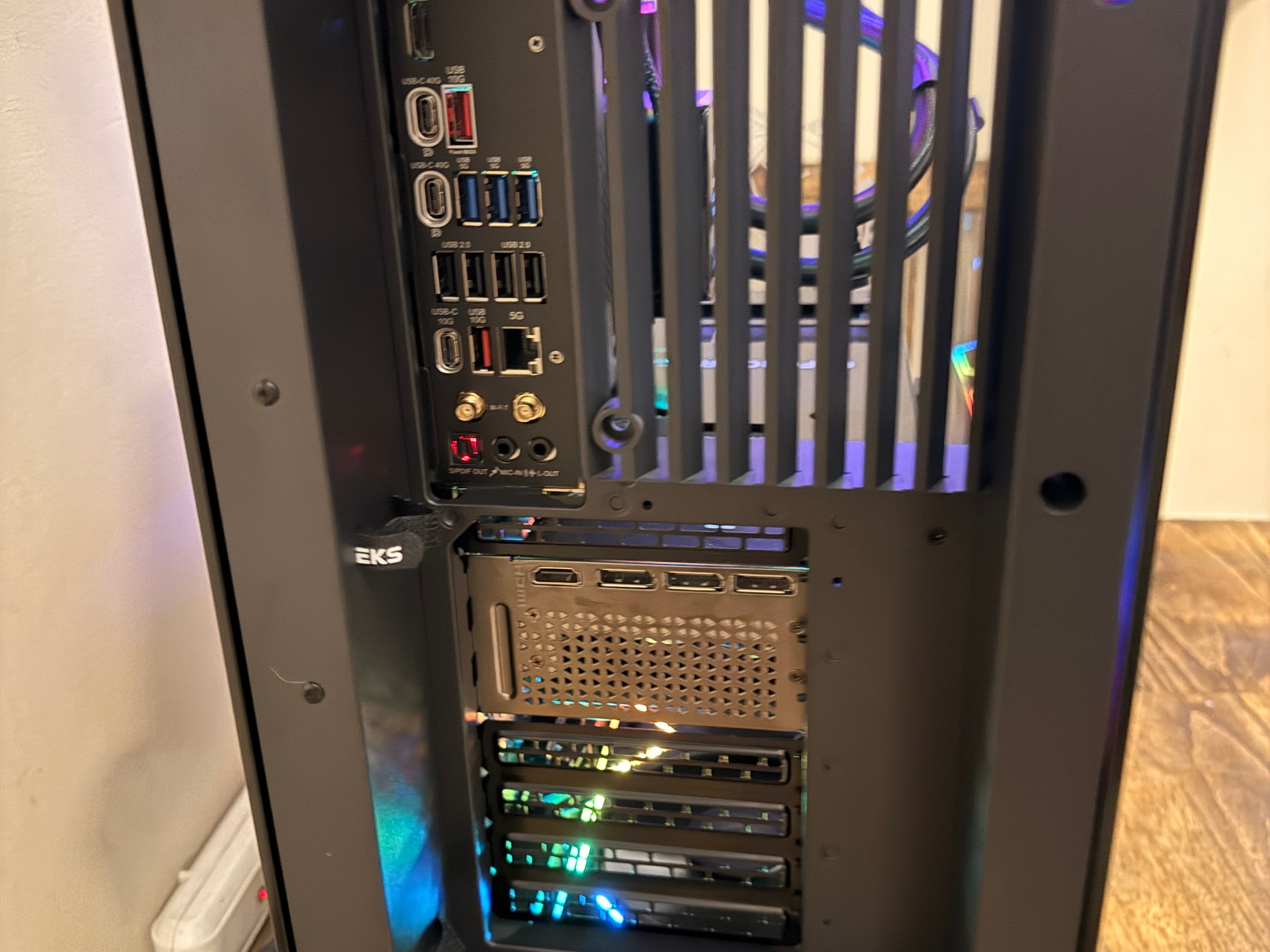 🎮 Hatsune Miku Edition Gaming PC – RTX 4080 SUPER + Ryzen 7 9800X3D 🚀