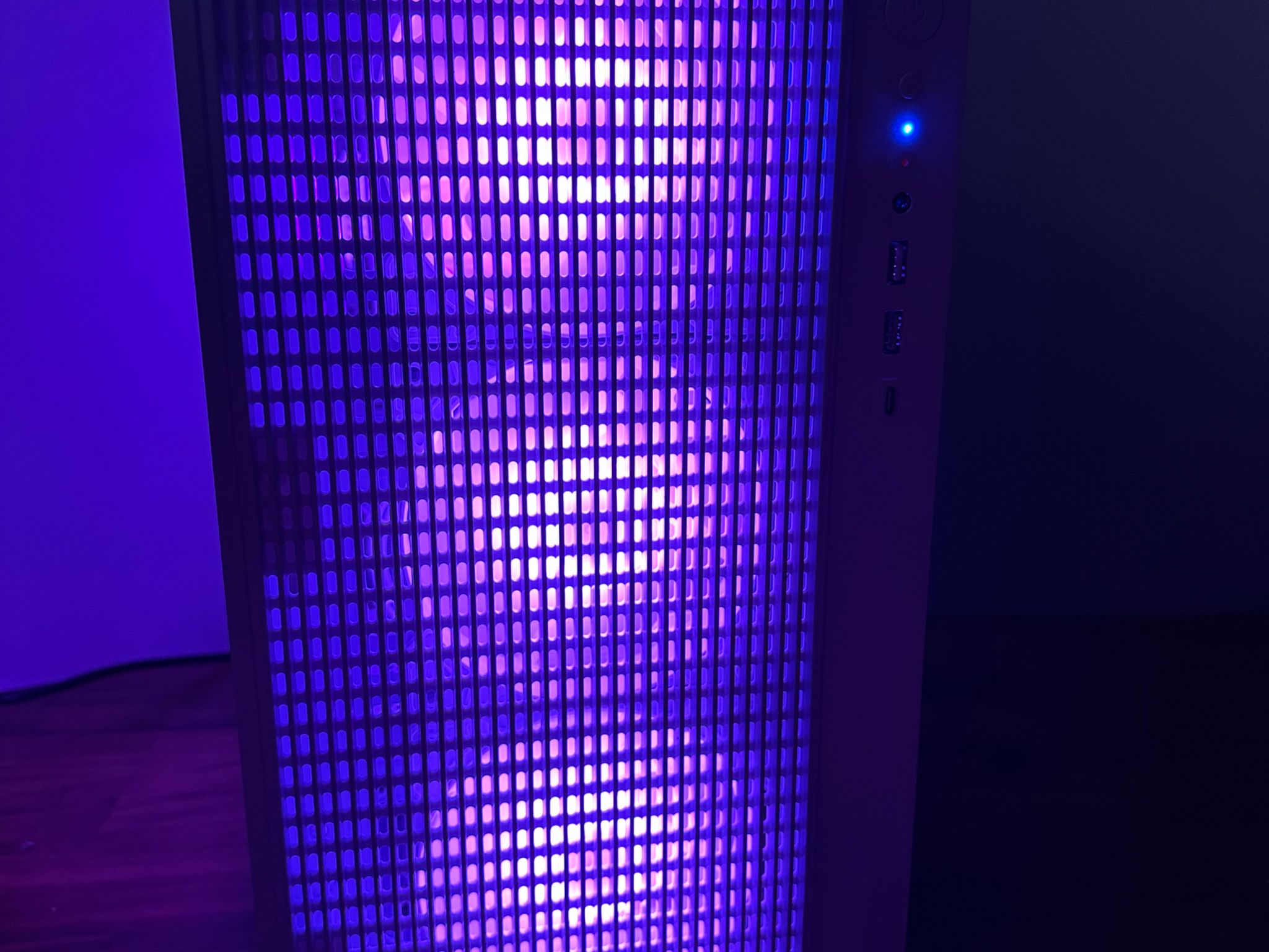 GTX 1070 | Ryzen 5 2600x | 16GB DDR4 | 1.26TB | Windows 11 | Office 2024 | WiFi | Custom Gaming PC