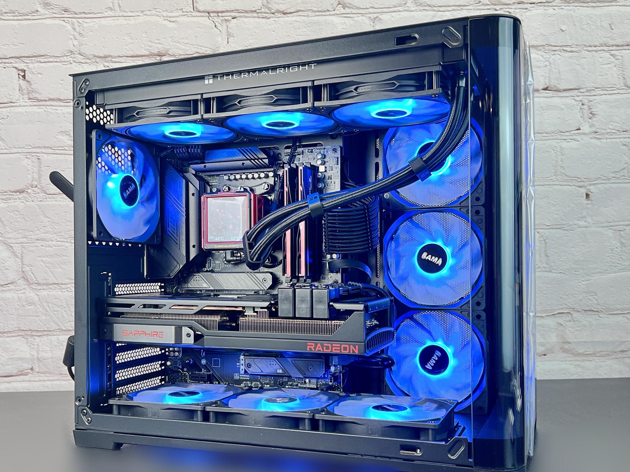 7800X3D  RX 7900 XTX 24GB  32GB DDR5  2TB M.2  WIN 11 PRO