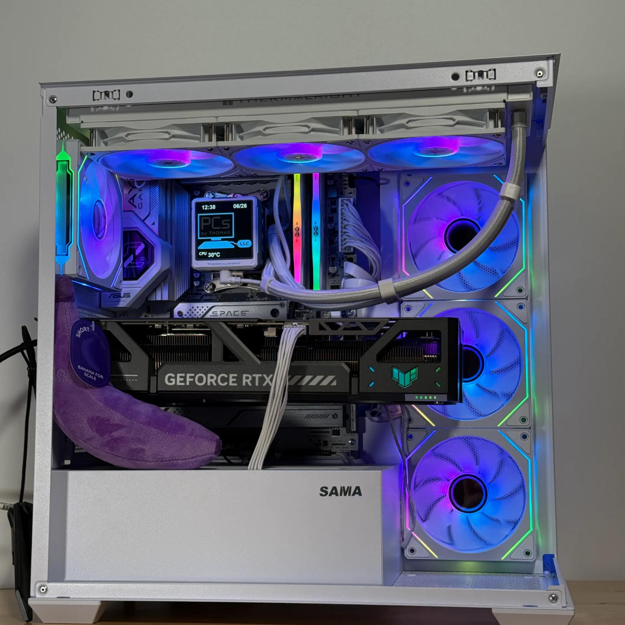 Ryzen 9800x3d RTX 5080 White Gaming PC