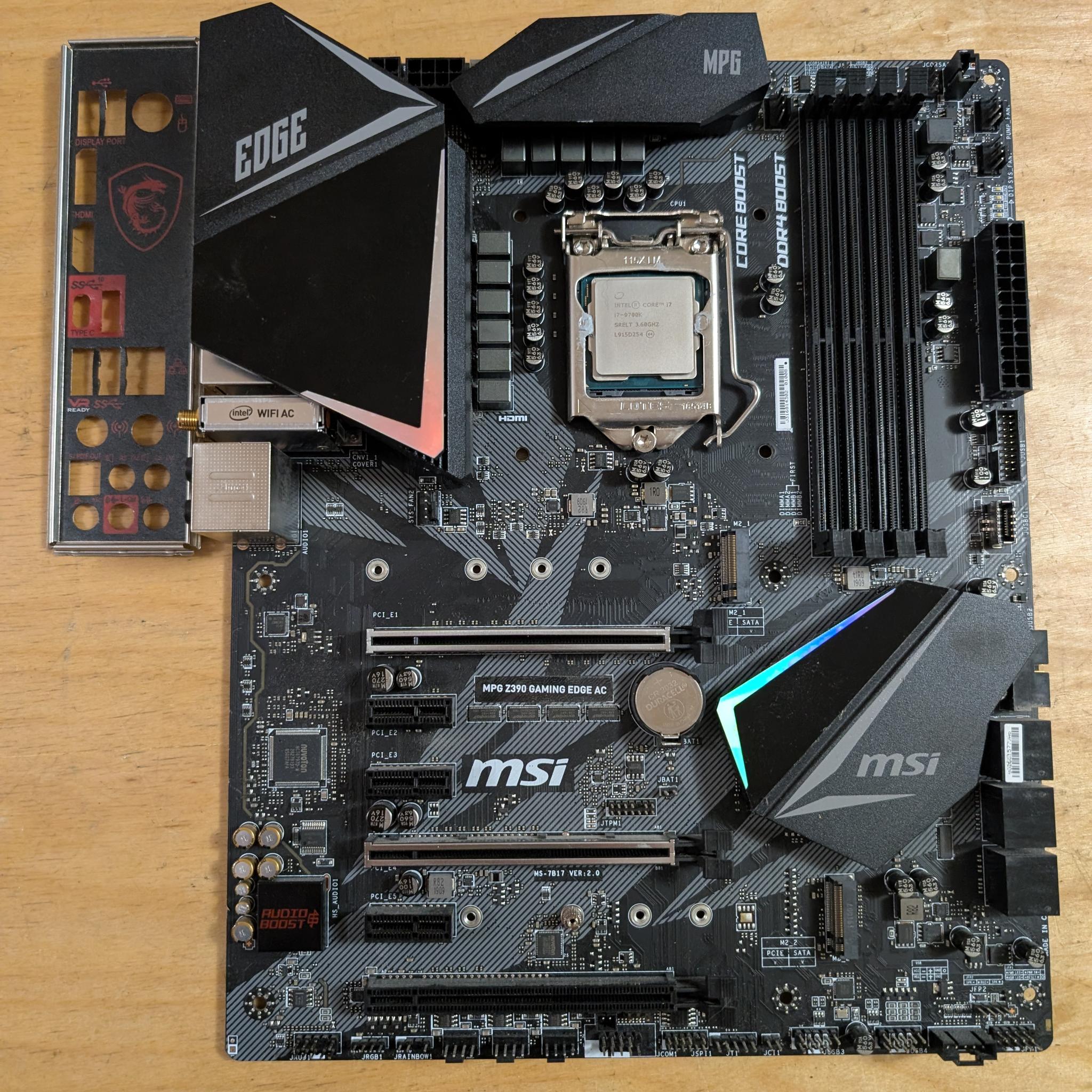 *READ* MSI Z390 Gaming Edge AC + Core i7 9700K