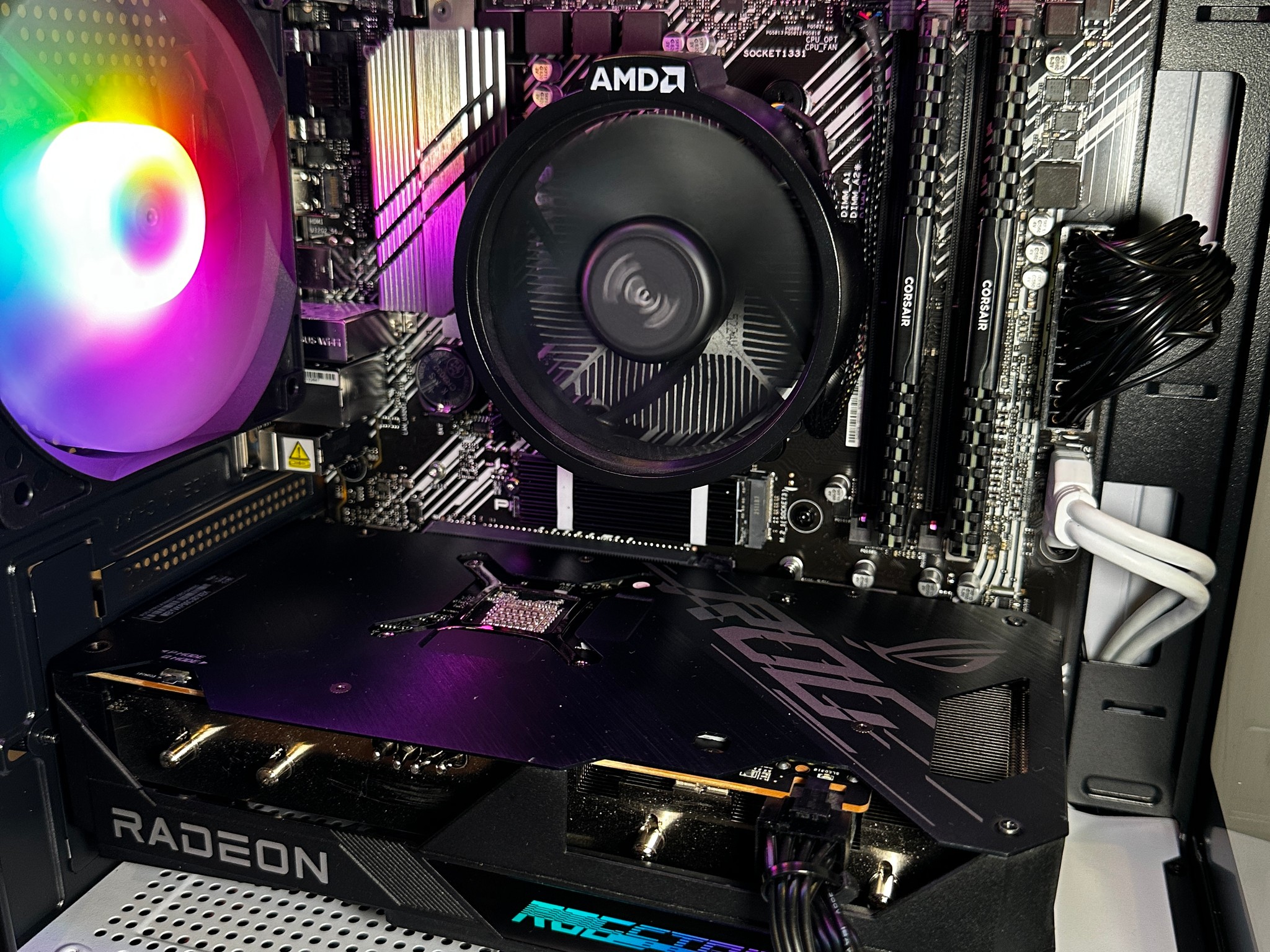 RX 6600 XT Compact Gaming PC