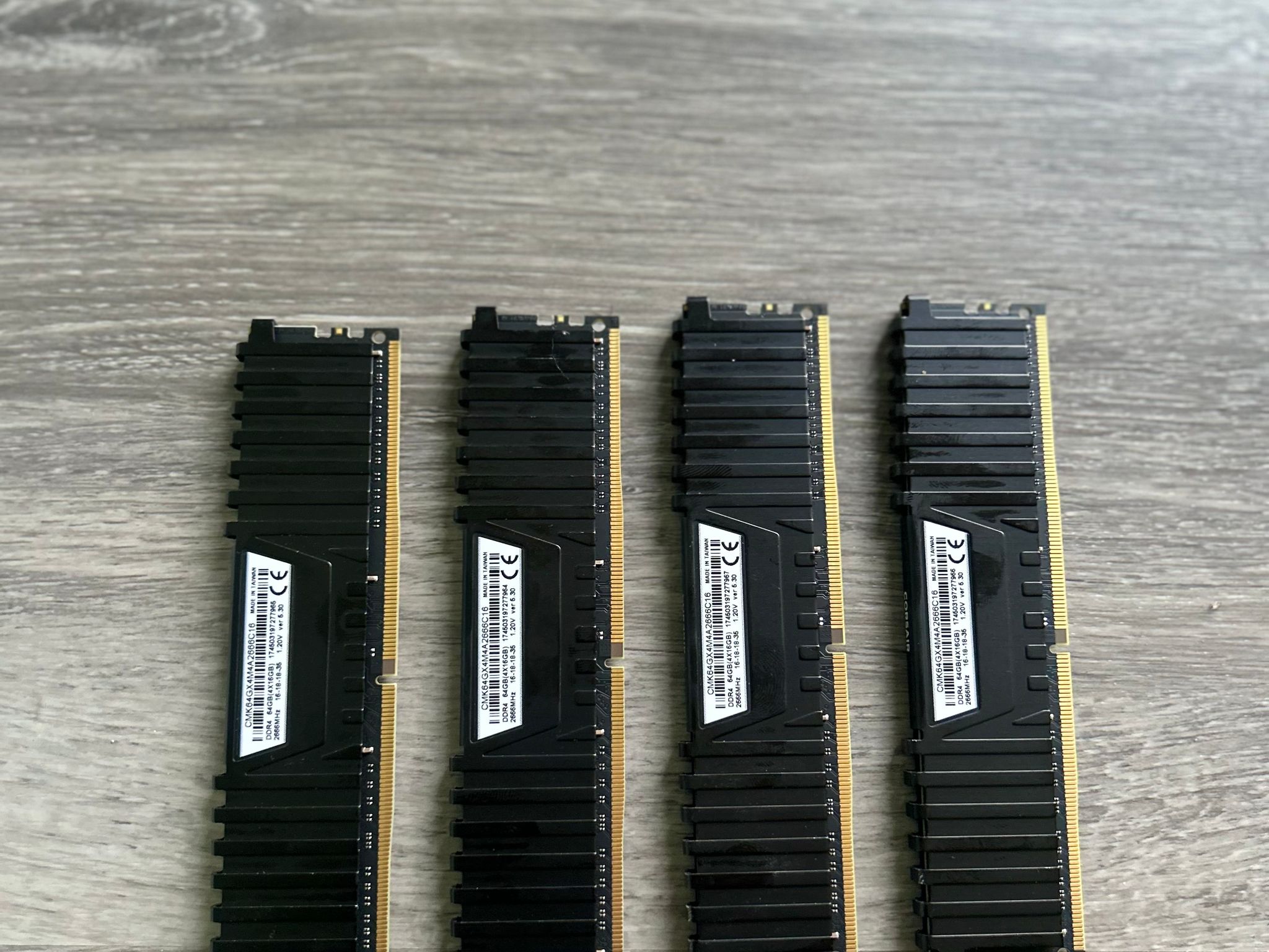 Corsair vengeance LPX 64gb (4x16) DDR4 ram